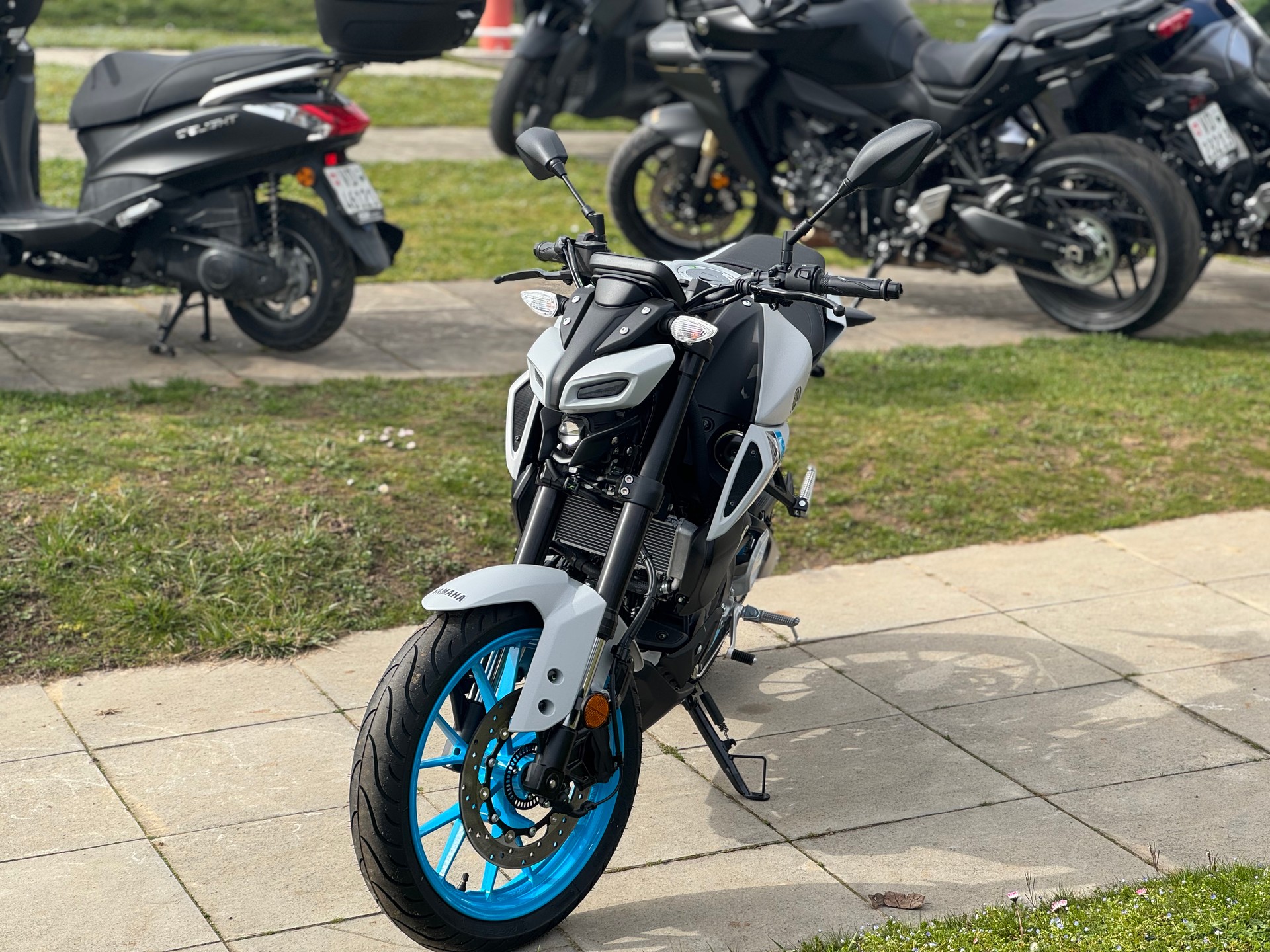 YAMAHA MT-125 ABS-image-4