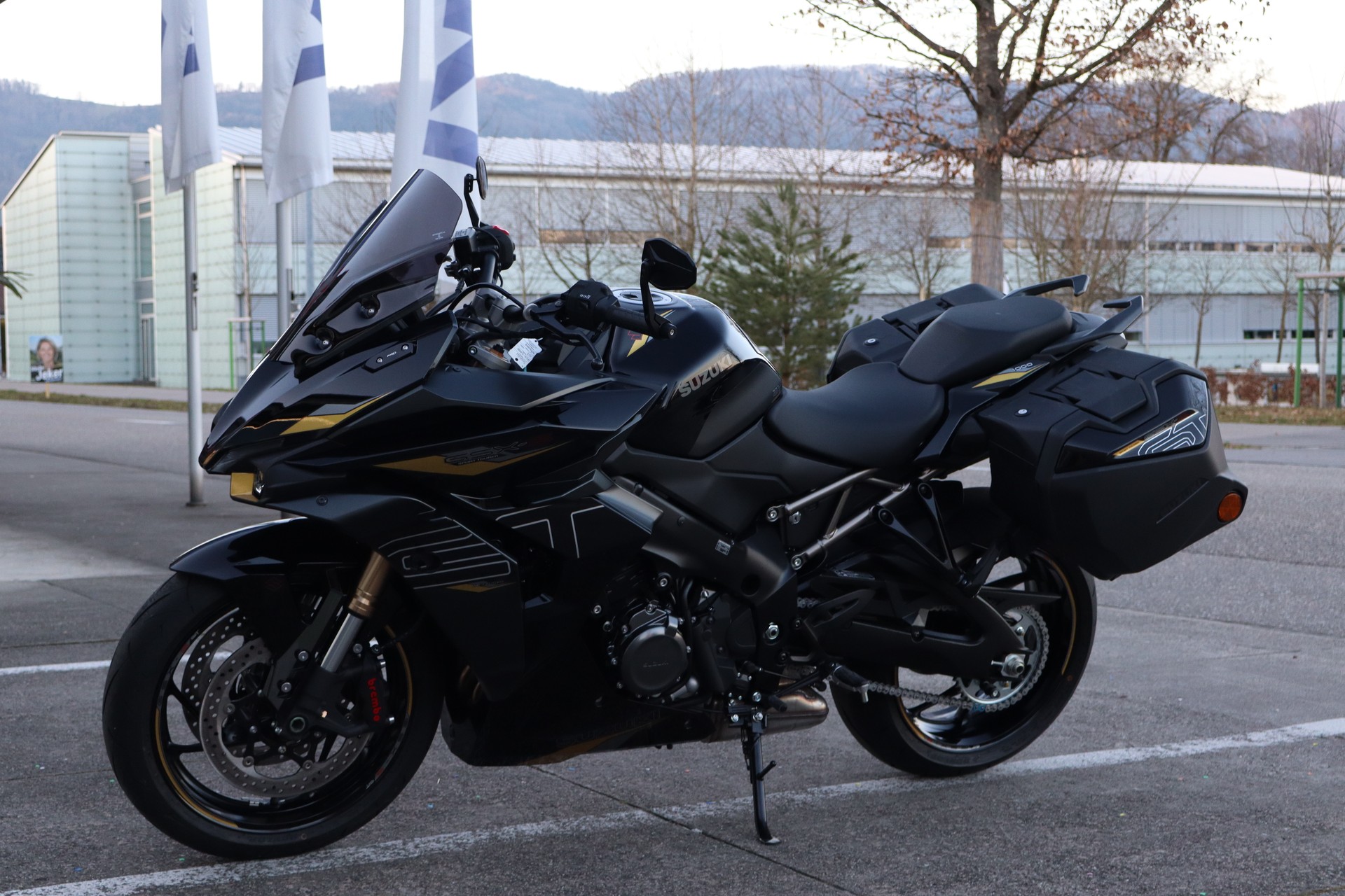 SUZUKI GSX-S 1000 GT Travel-image-4
