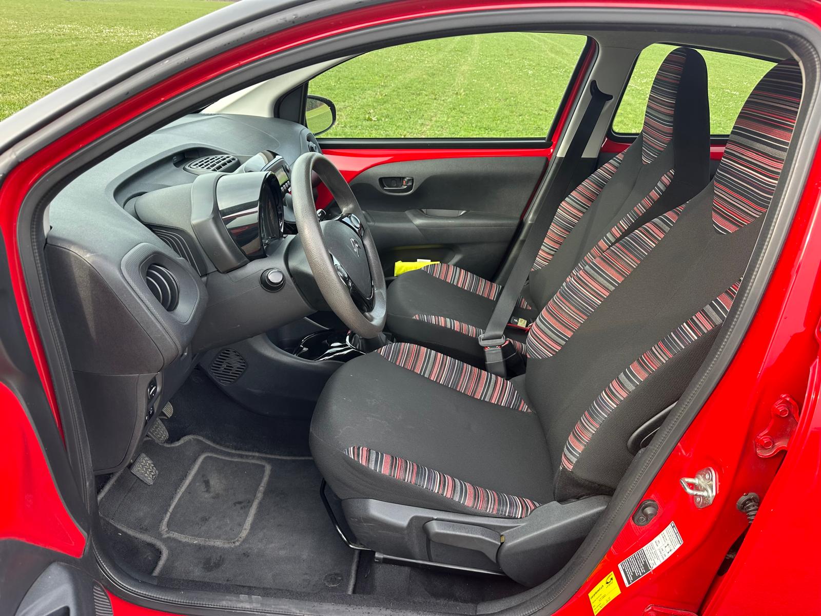 CITROEN C1 1.0 VTi Shine Stop&Start-image-10