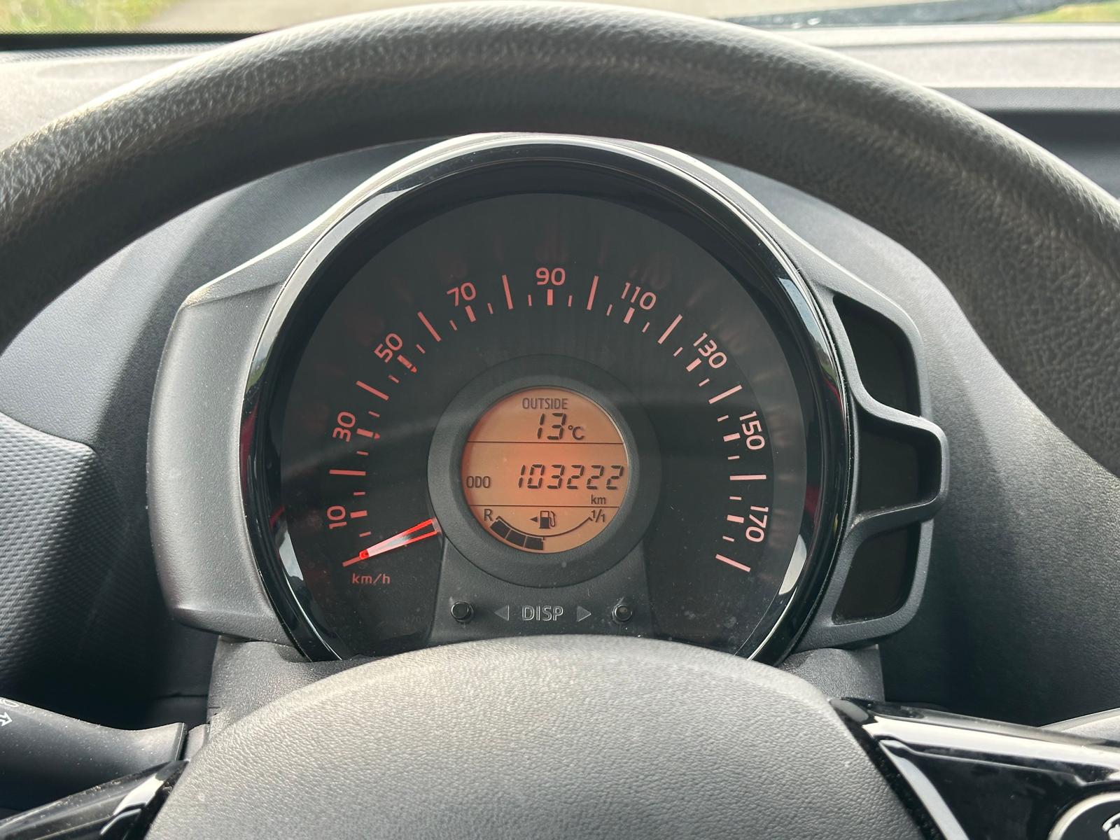 CITROEN C1 1.0 VTi Shine Stop&Start-image-14