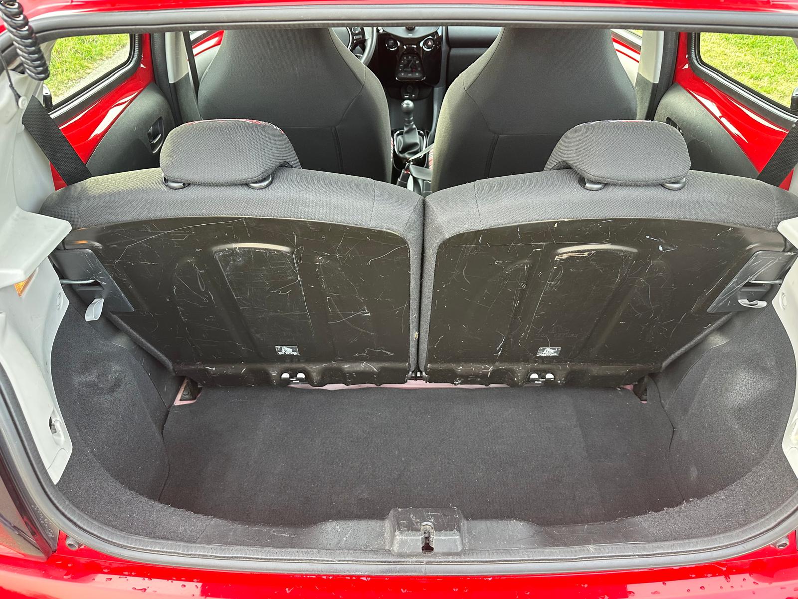 CITROEN C1 1.0 VTi Shine Stop&Start-image-12