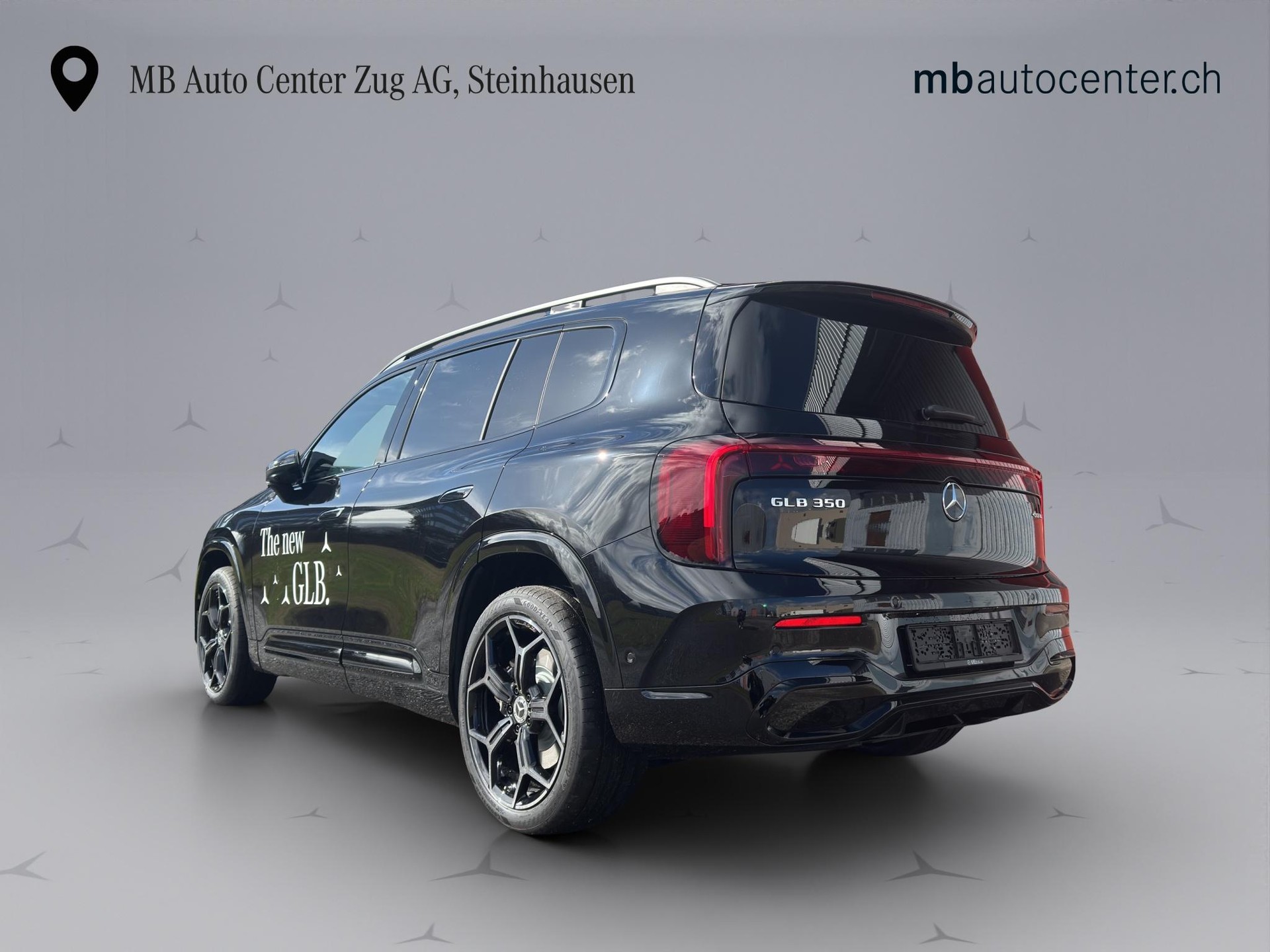 MERCEDES-BENZ GLB 350 4matic-showroom-element-3