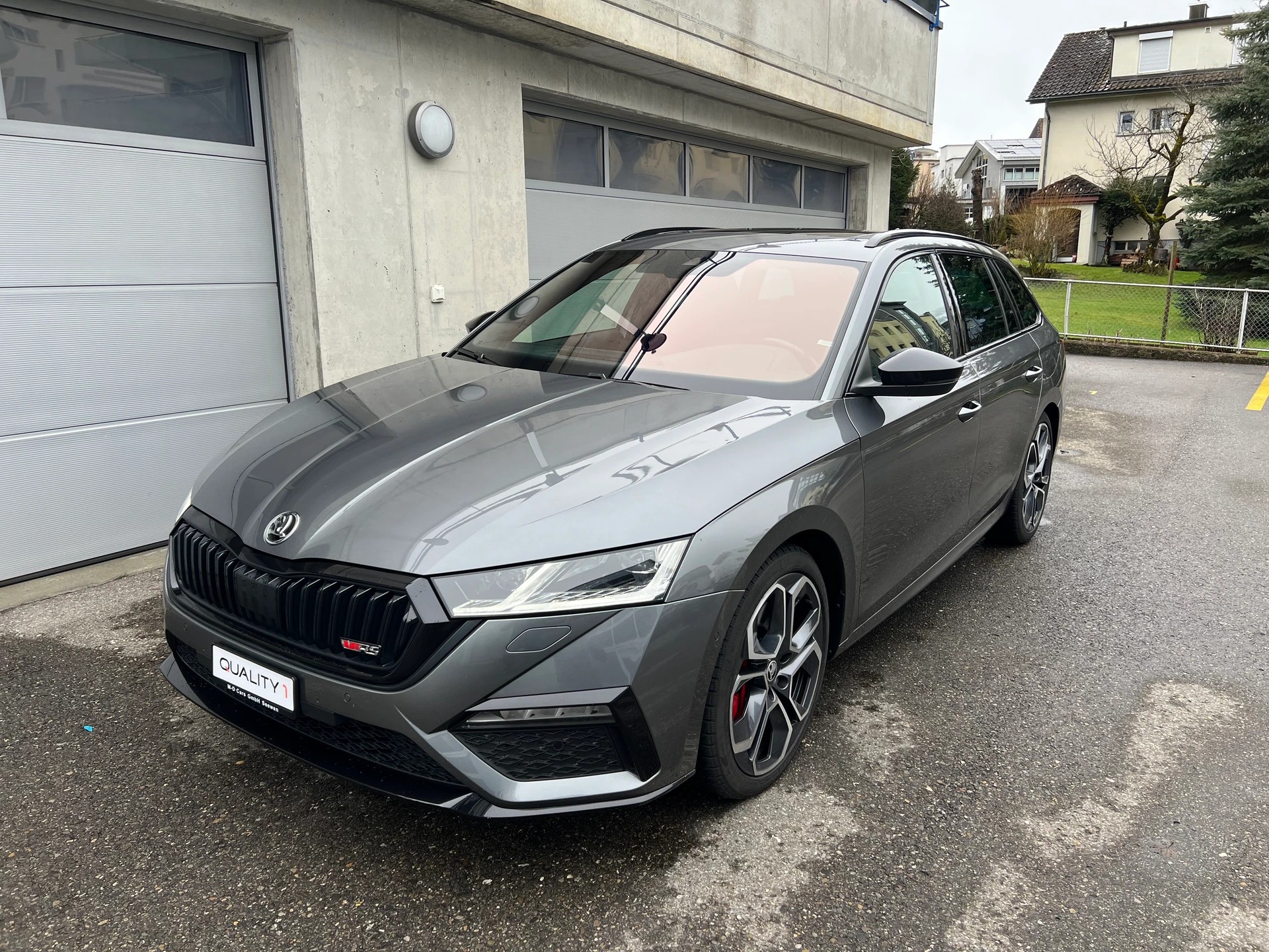 SKODA Octavia Combi 2.0 TSI DSG RS-image-7
