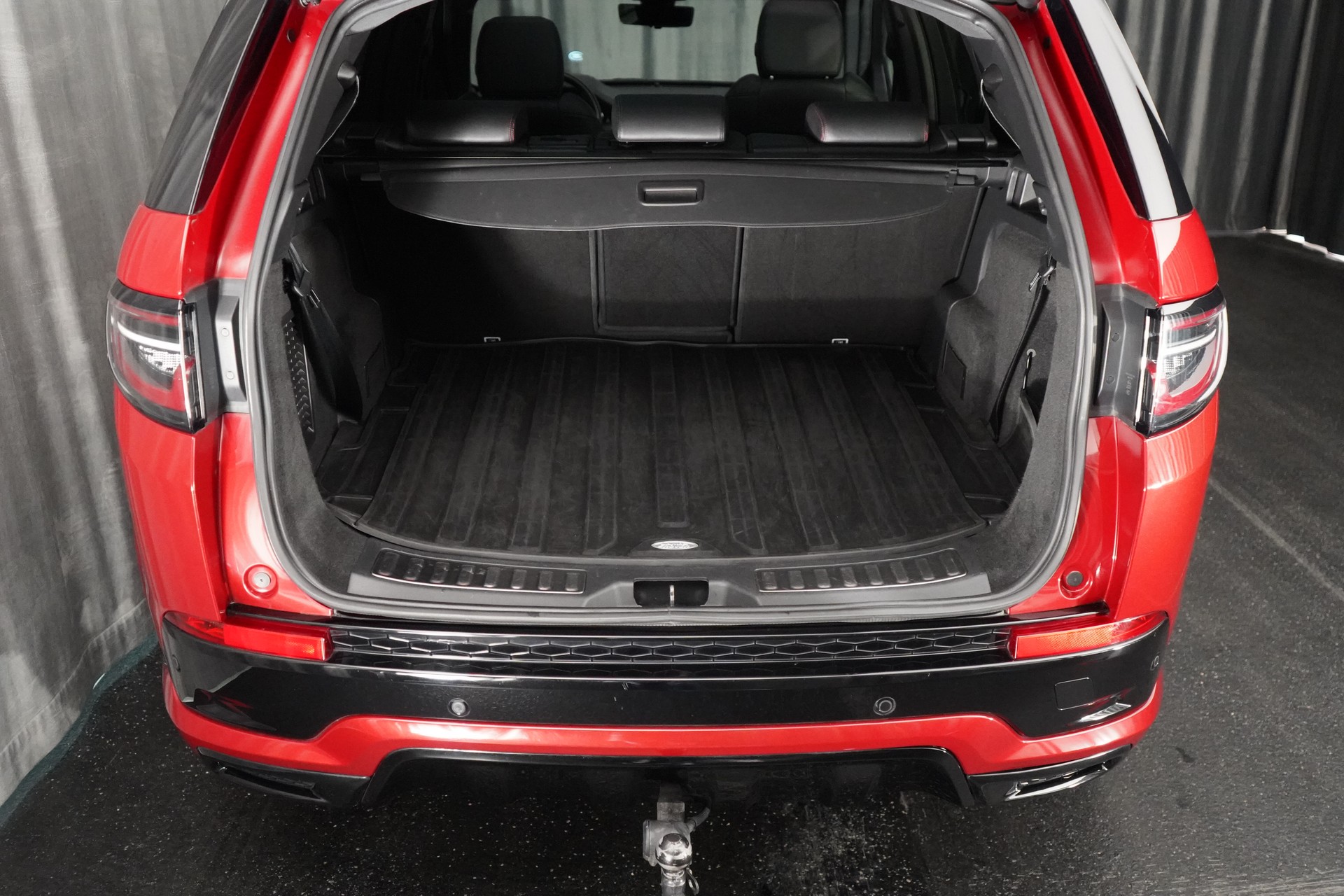 LAND ROVER Discovery Sport R Dyn P250 2.0 Si4 MHEV HSE AT9-image-9