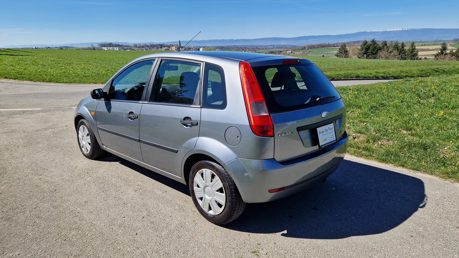 FORD Fiesta 1.6 16V Trend-image-2