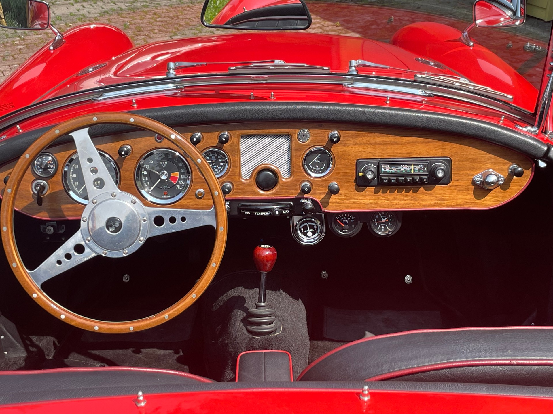 MG MGA-image-1