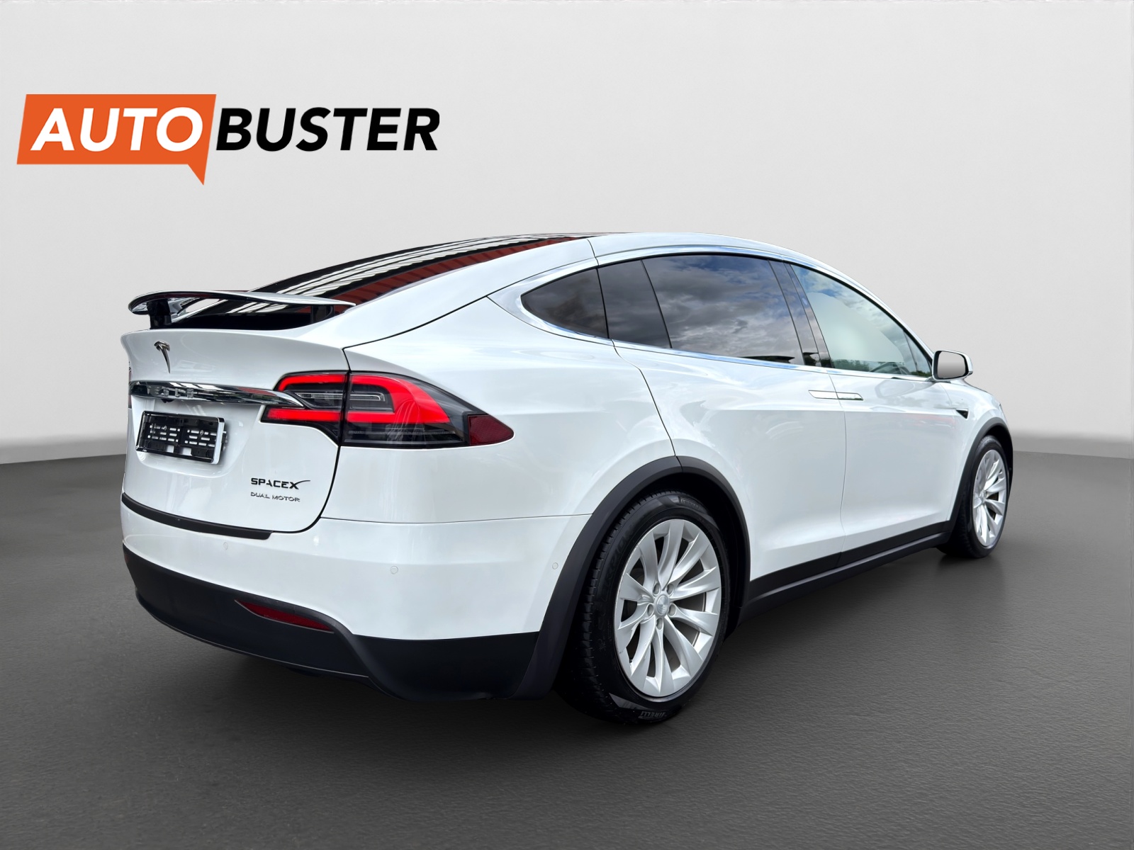 TESLA Model X Maximale-Reichweite-image-4
