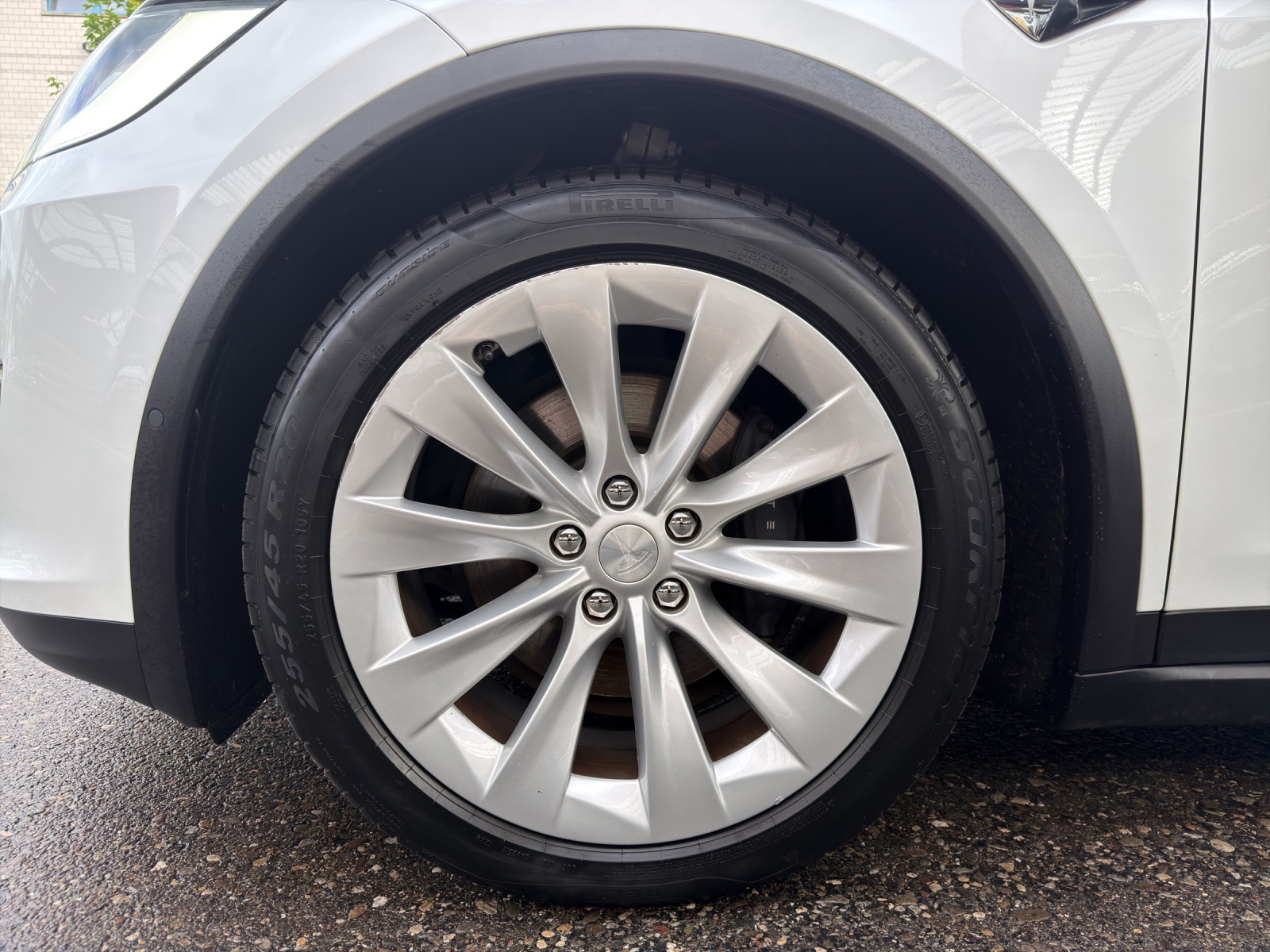 TESLA Model X Maximale-Reichweite-image-15