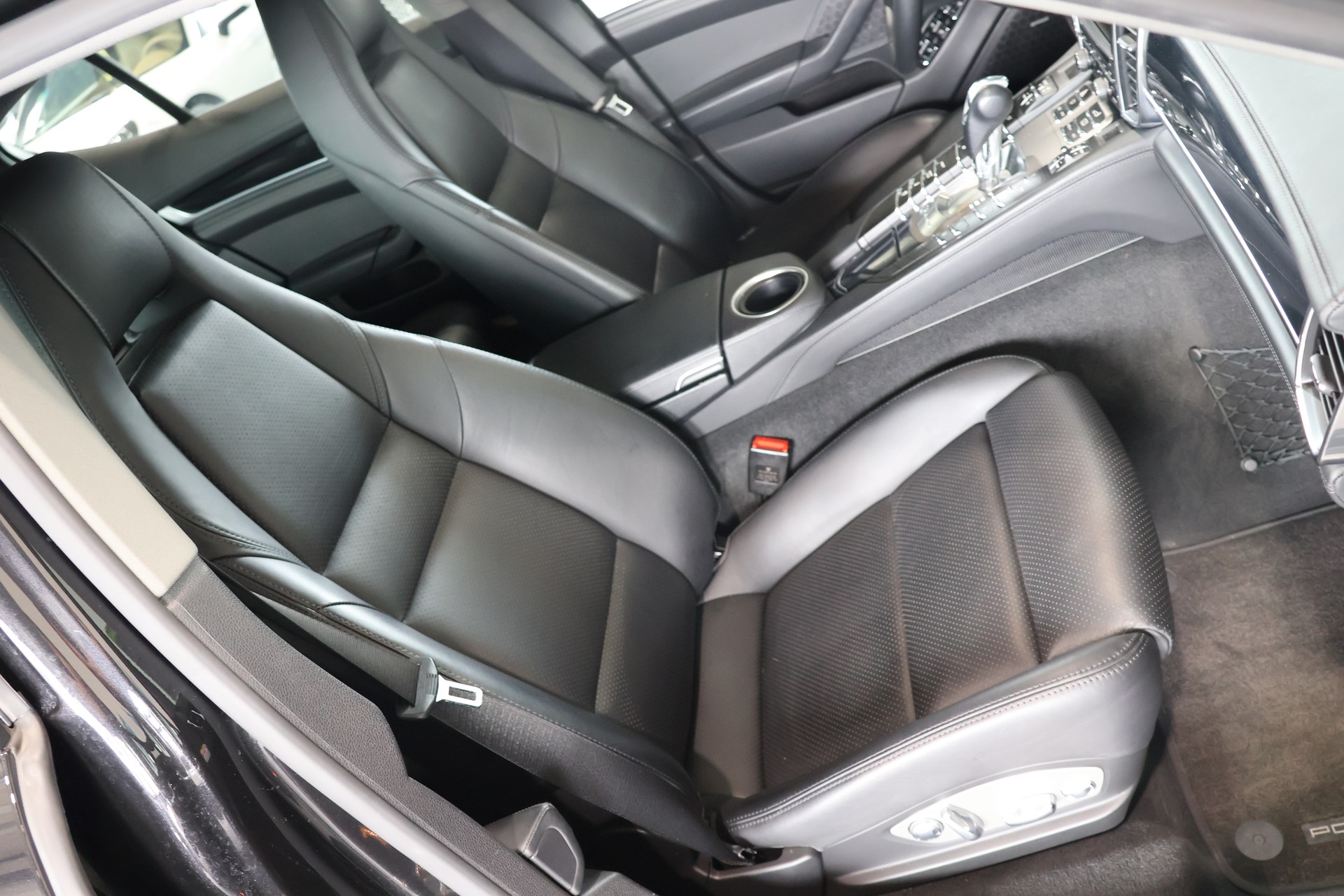 PORSCHE Panamera 4 3.6 PDK-image-13