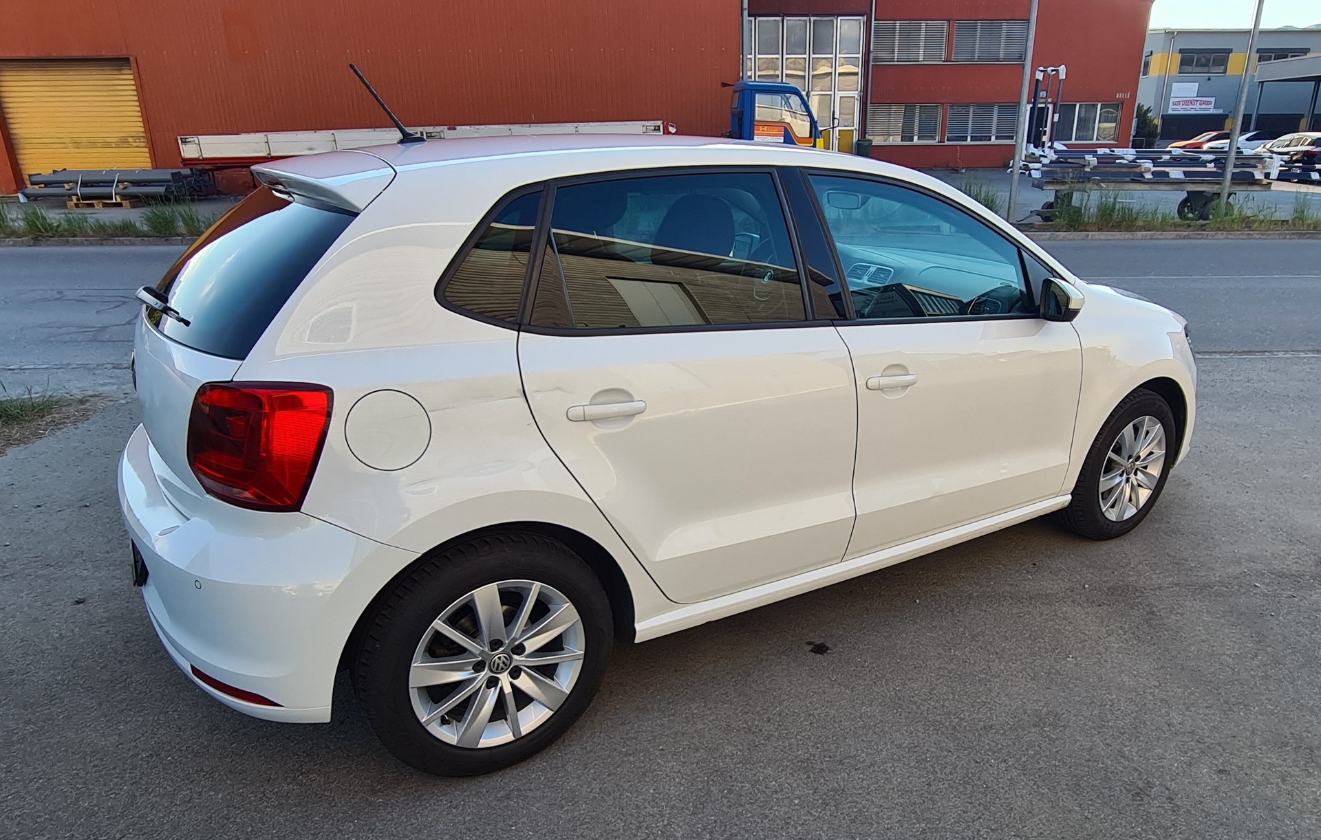 VW Polo 1.0 TSI BMT Highline DSG-showroom-element-3