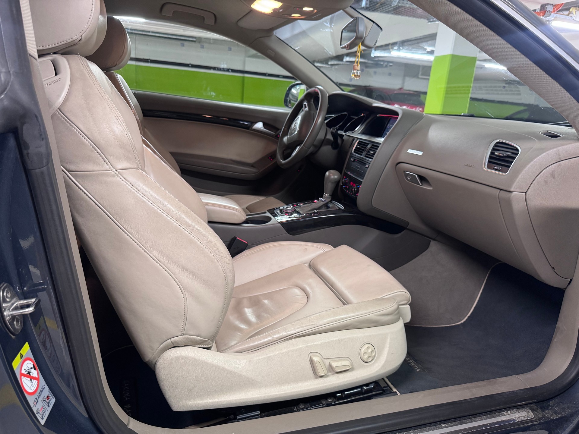 AUDI A5 Coupé 3.0 TDI quattro tiptronic-image-13