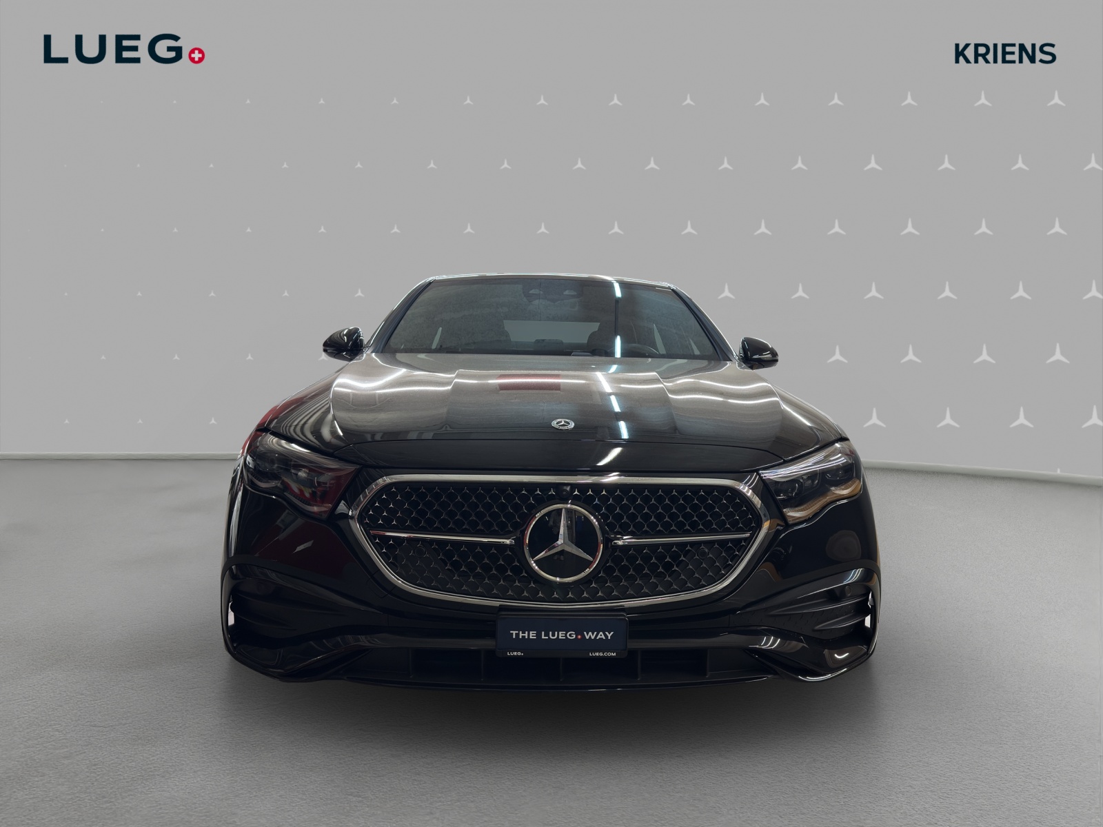 MERCEDES-BENZ E 220 d 4M - AMG / DISTRONIC / 360 Grad Kamera / Panorama-Dach-image-5