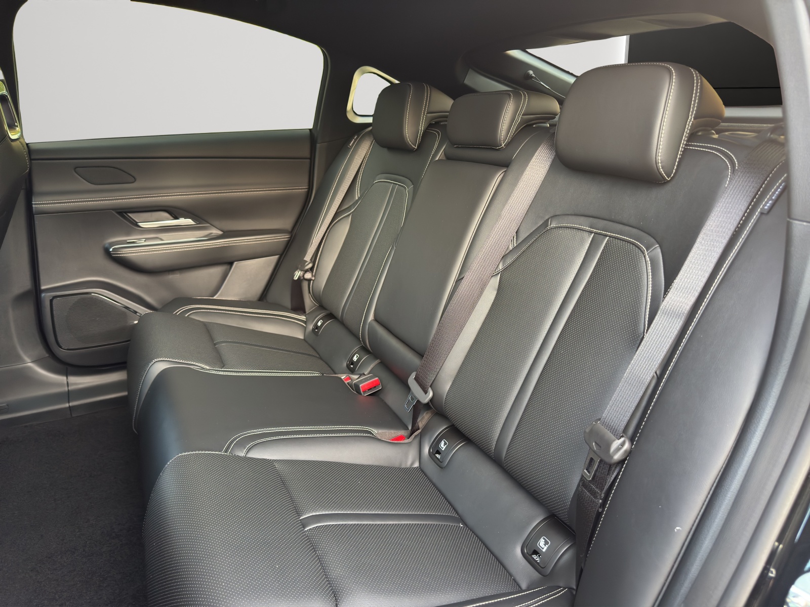 MAZDA 6e 258 69kWh Takumi-image-8