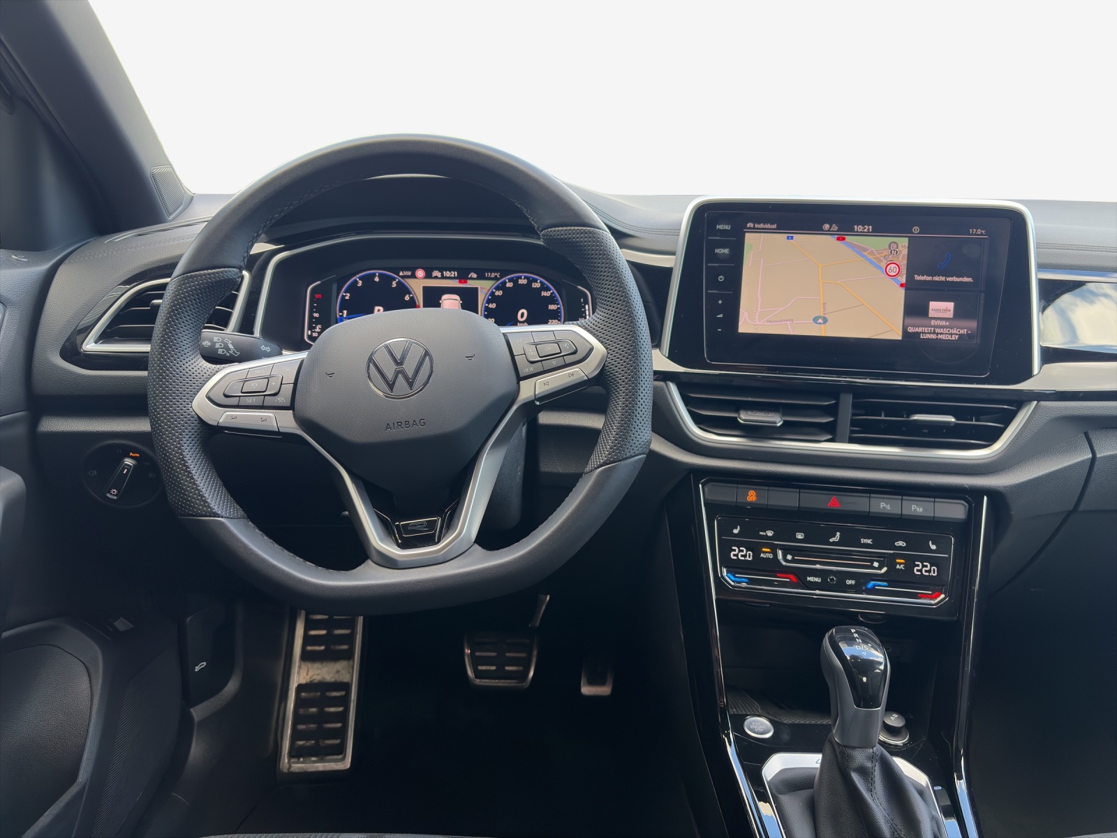 VW T-Roc 2.0 TSI R-Line DSG 4Motion-image-8