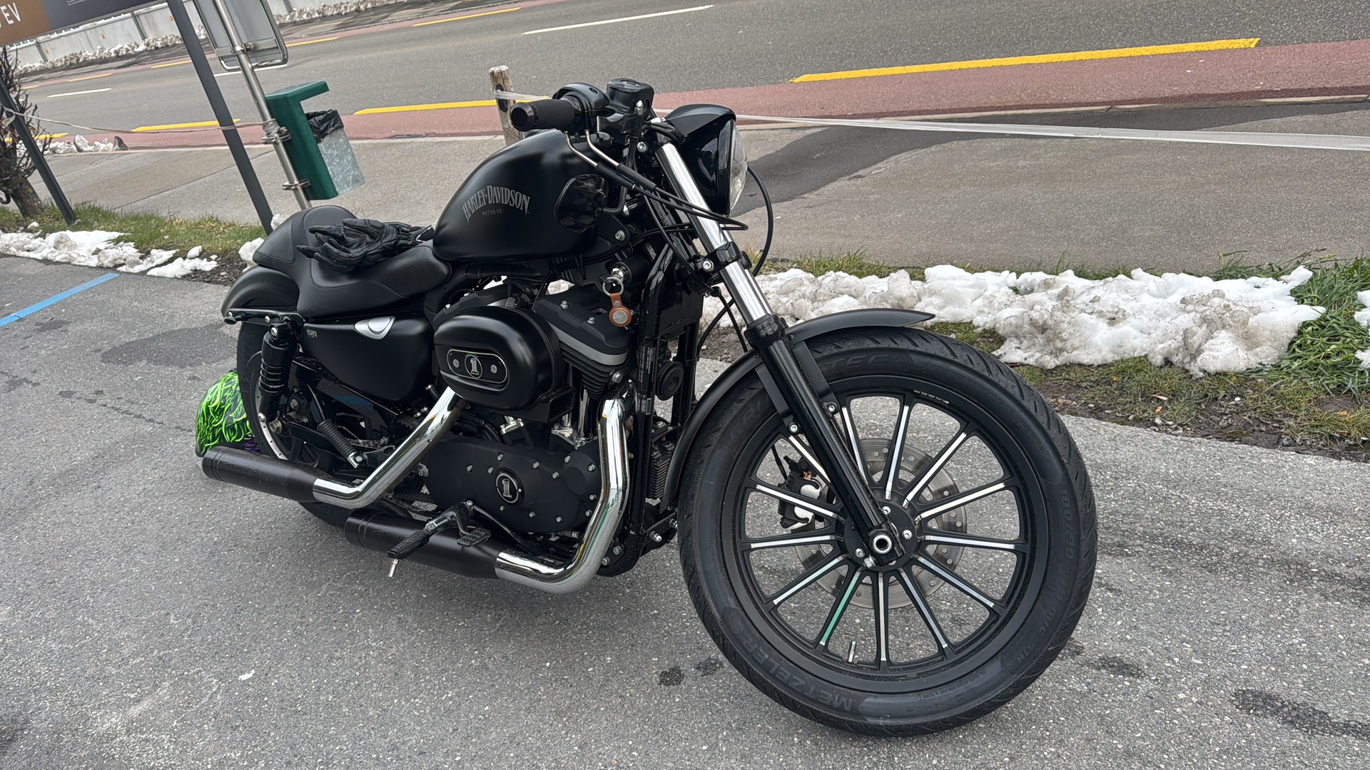 HARLEY-DAVIDSON XL 883 N Sportster Iron (25kW)
