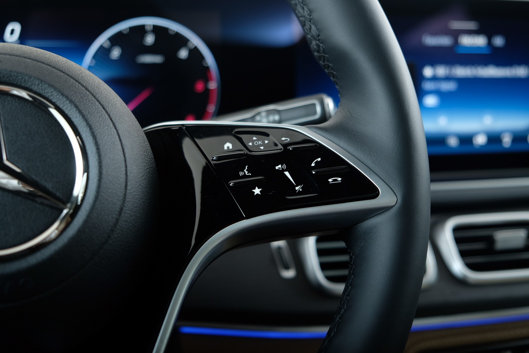 MERCEDES-BENZ GLE 450 d 4Matic 9G-Tronic-image-7