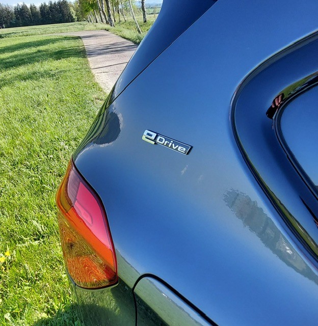 BMW 225xe Steptronic M Sport-image-13