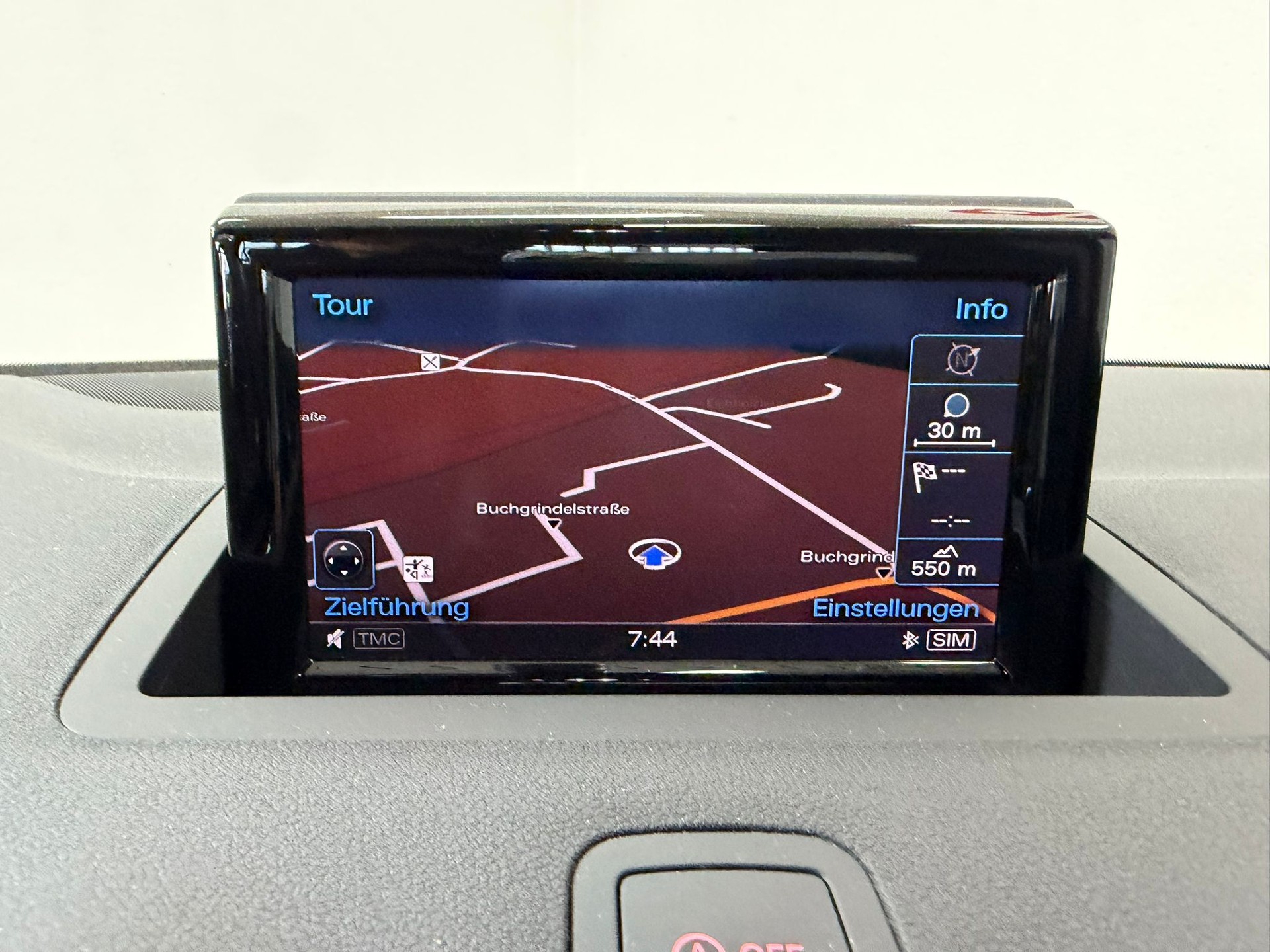 AUDI S1 Sportback 2.0 TFSI Sport quattro-image-11