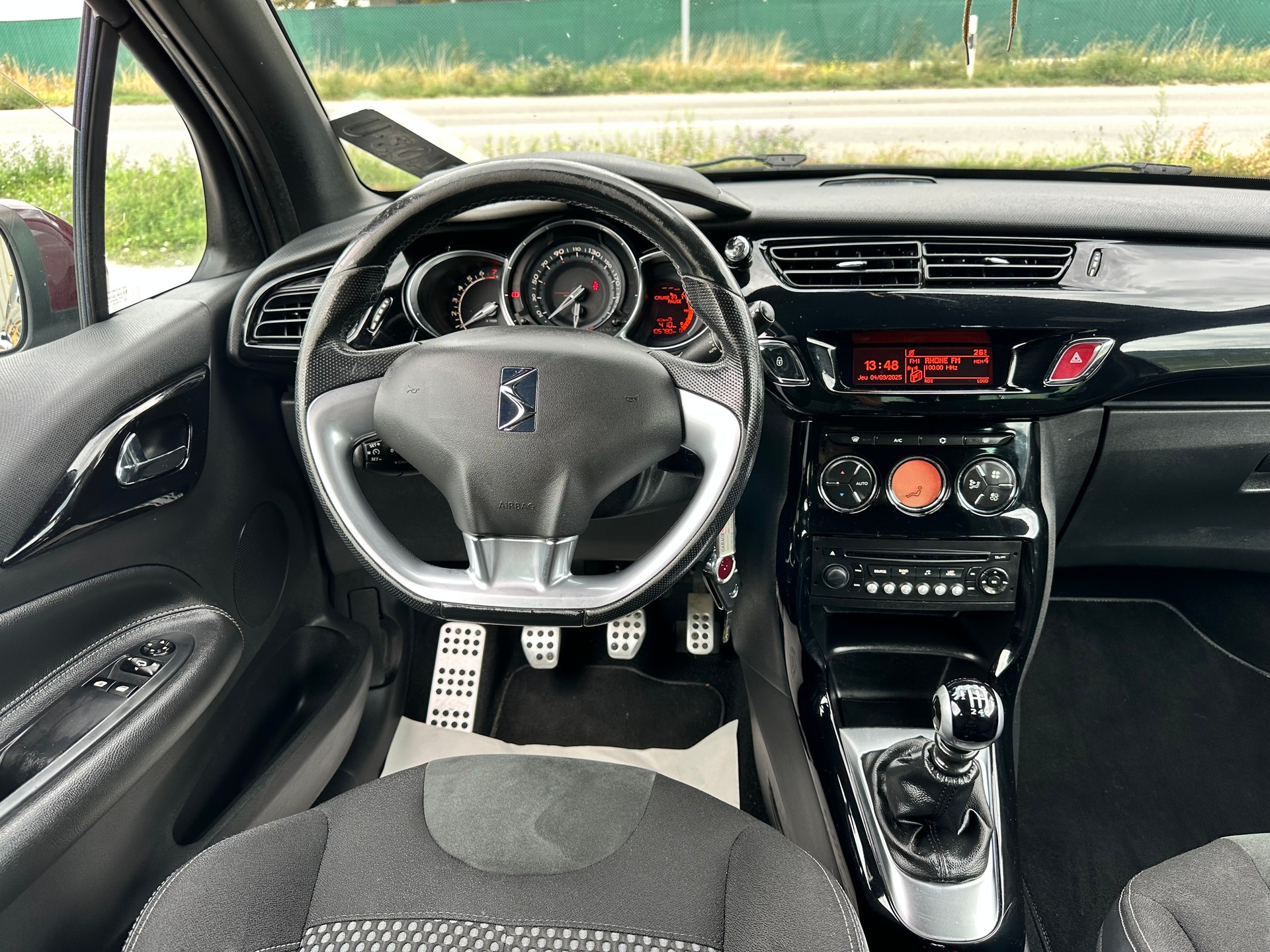 DS AUTOMOBILES DS3 1.6 THP Sport Chic-image-12
