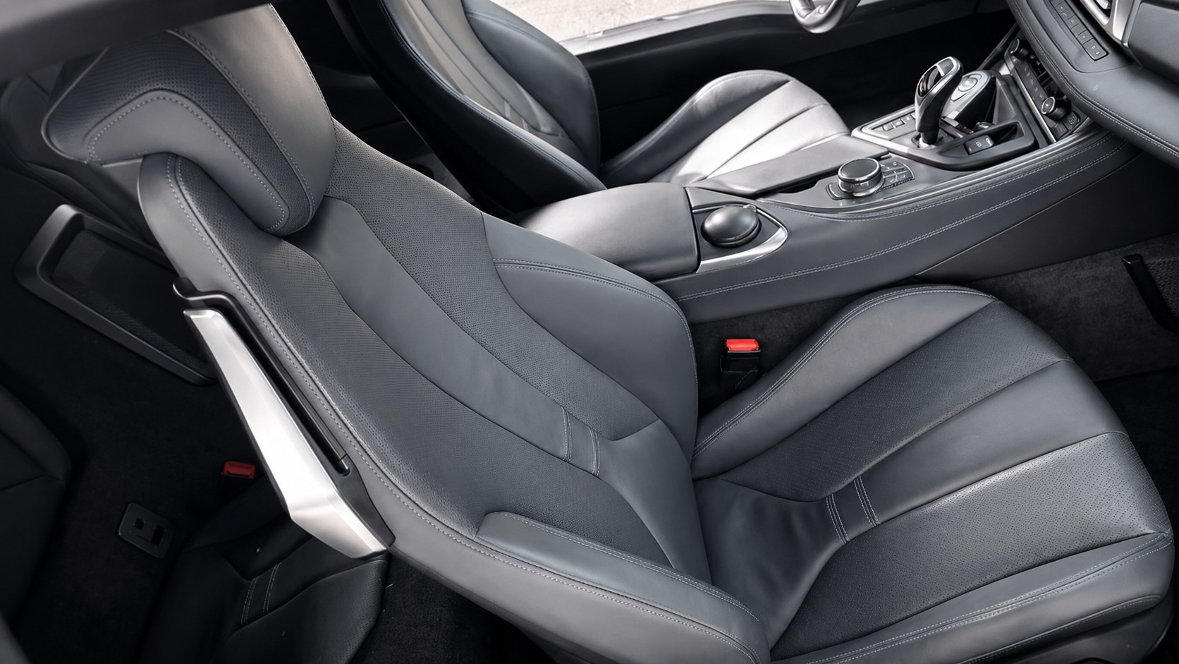 BMW i8 Coupé-image-7