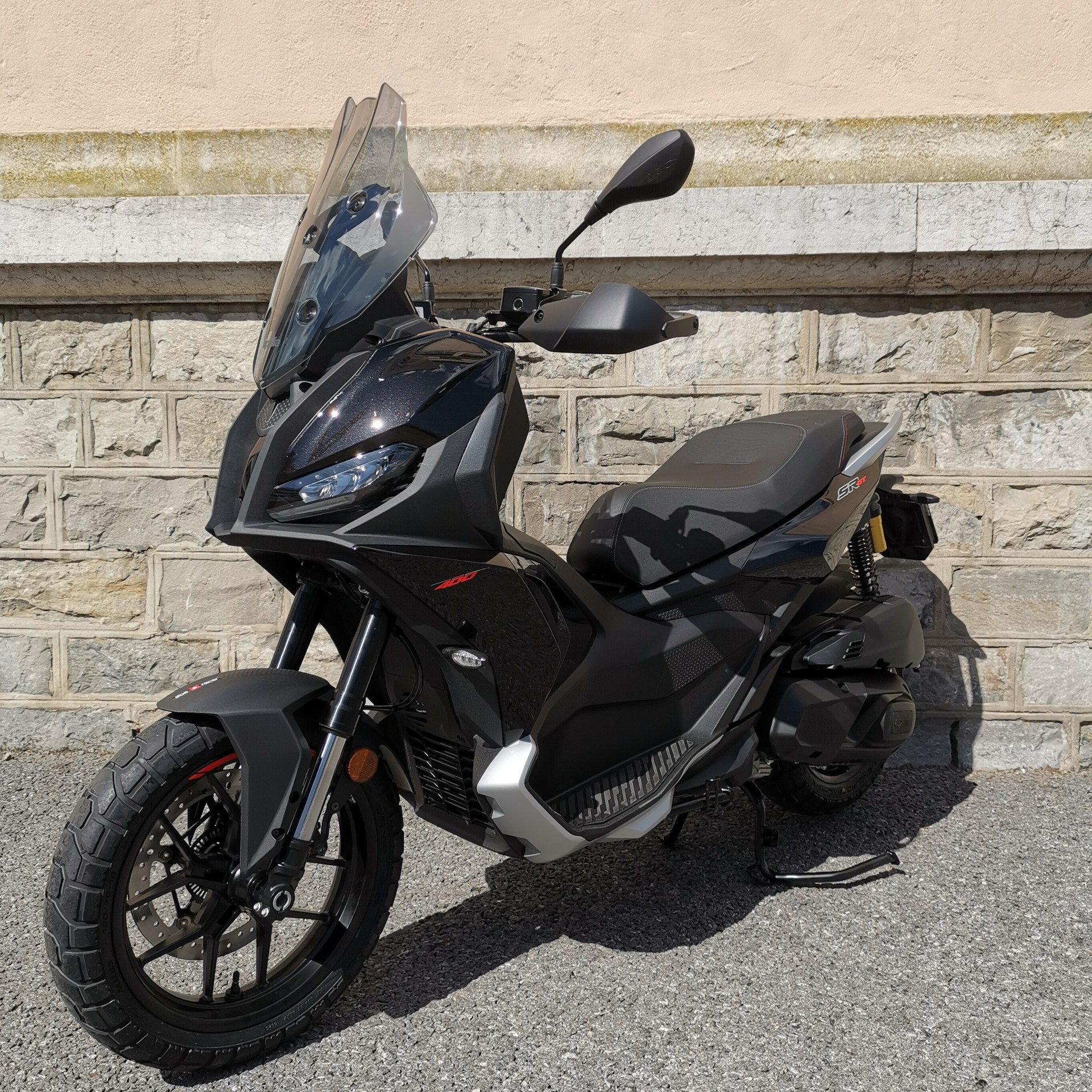 APRILIA SR 400 GT-image-2