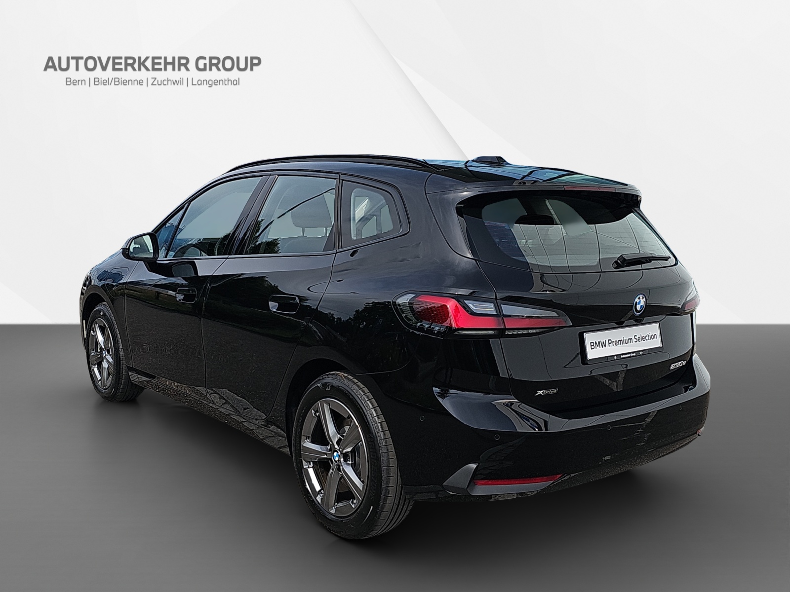 BMW 230e xDrive Act. Tourer-image-4
