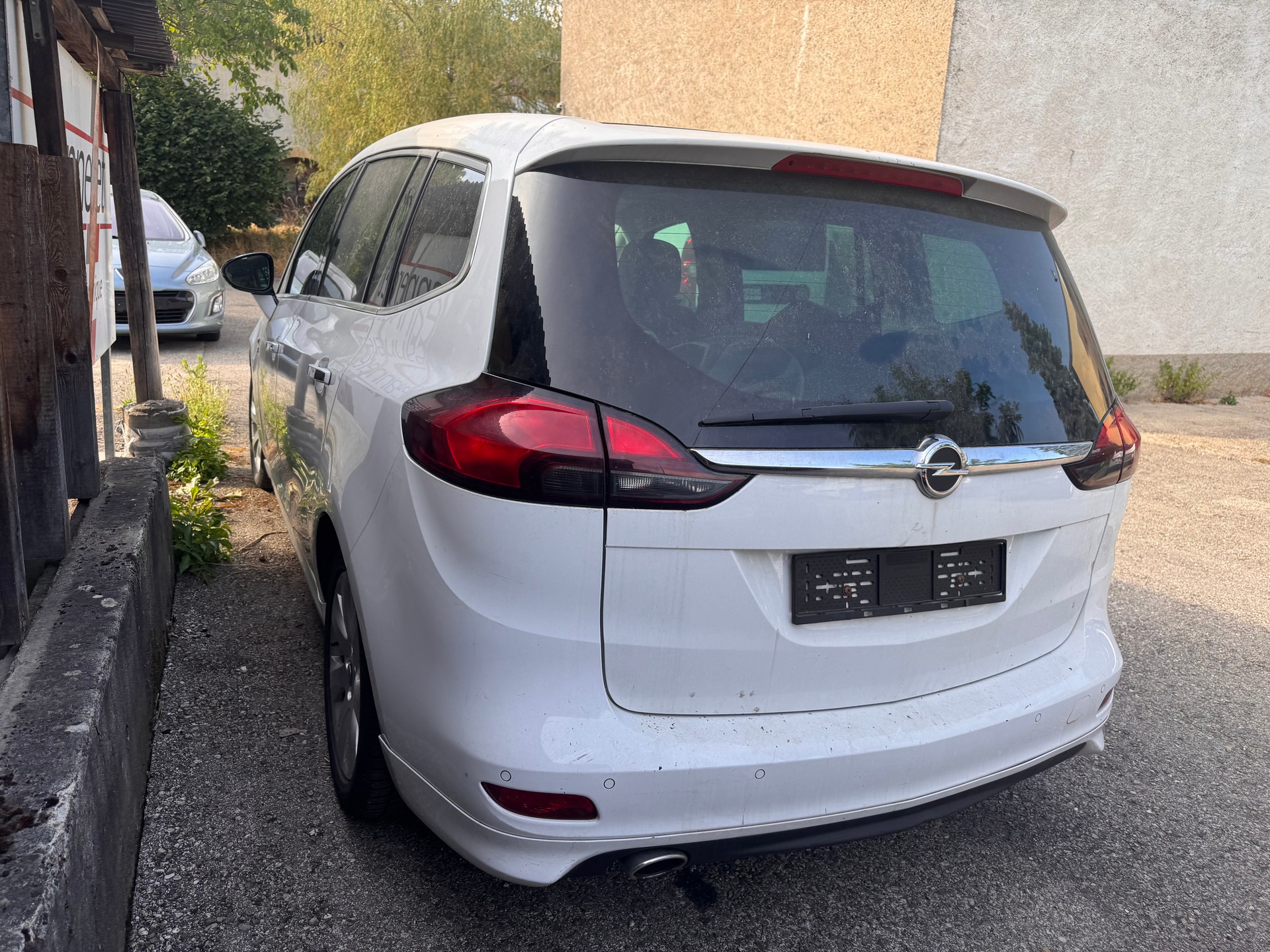 OPEL Zafira Tourer 2.0 CDTi Sport-image-4