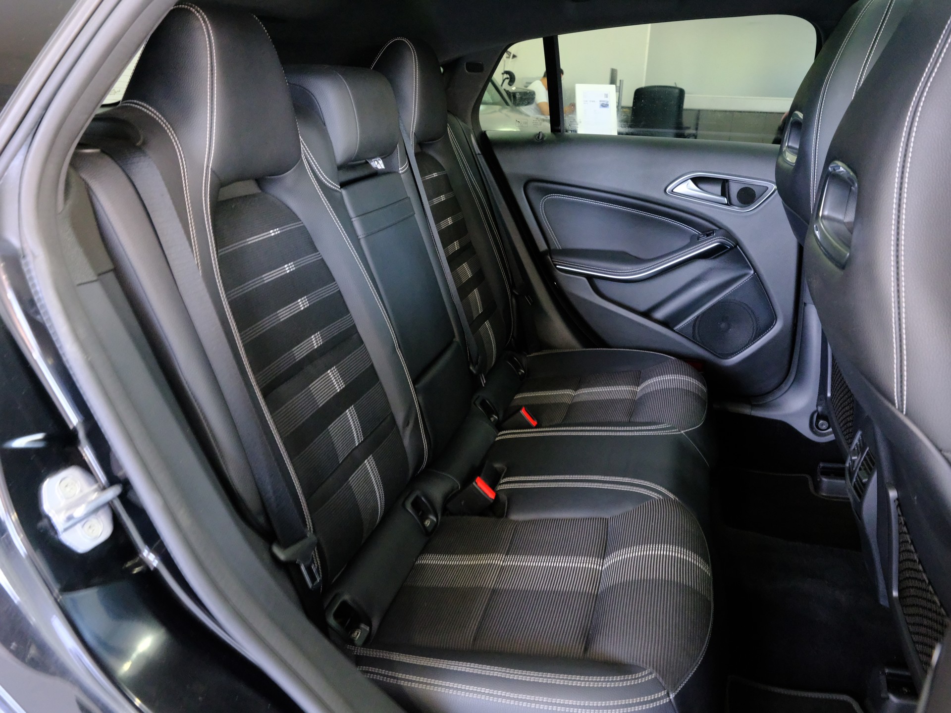 MERCEDES-BENZ CLA Shooting Brake 200 Urban 7G-DCT-image-15