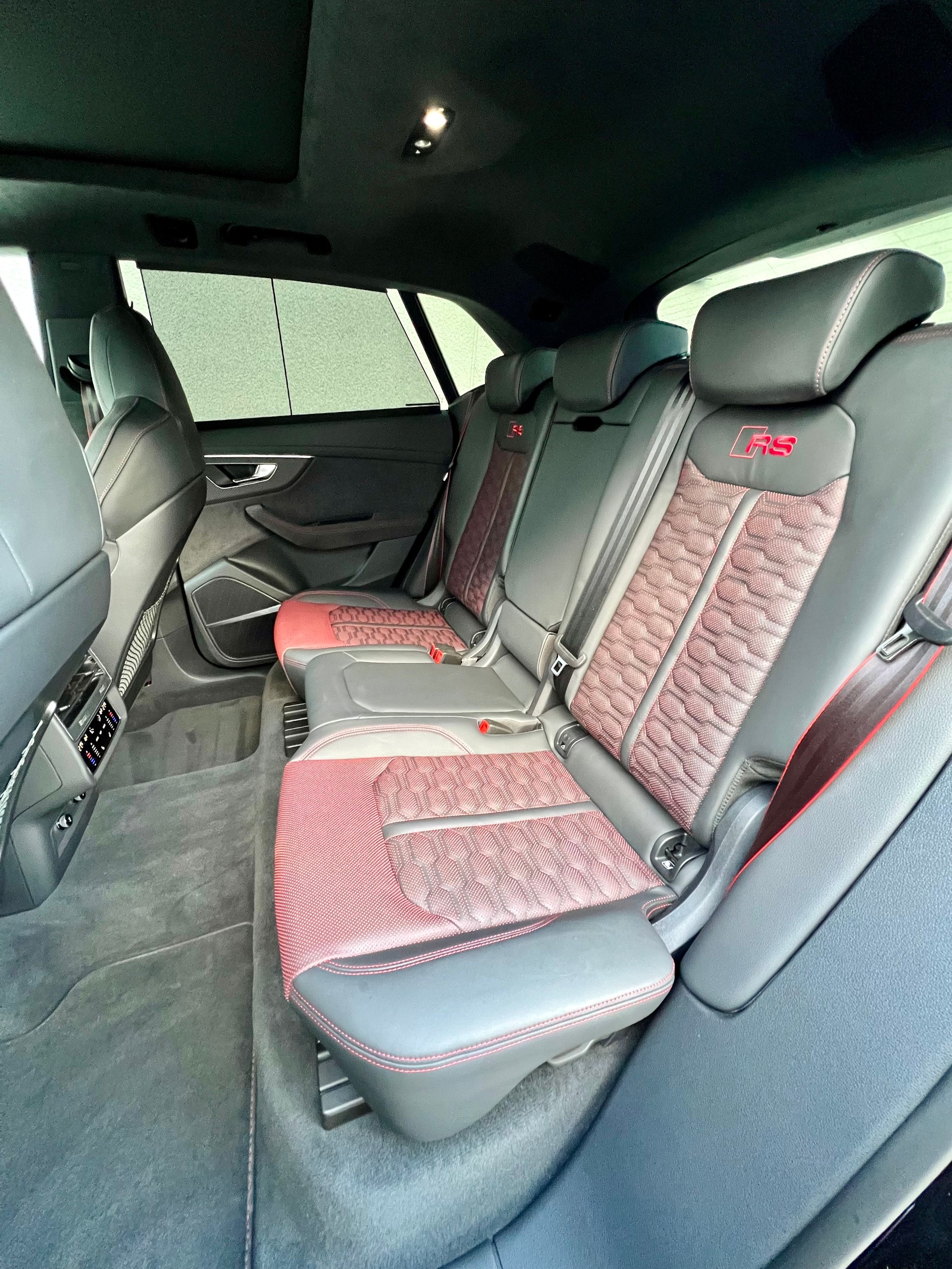 AUDI RSQ8 performance quattro-image-14