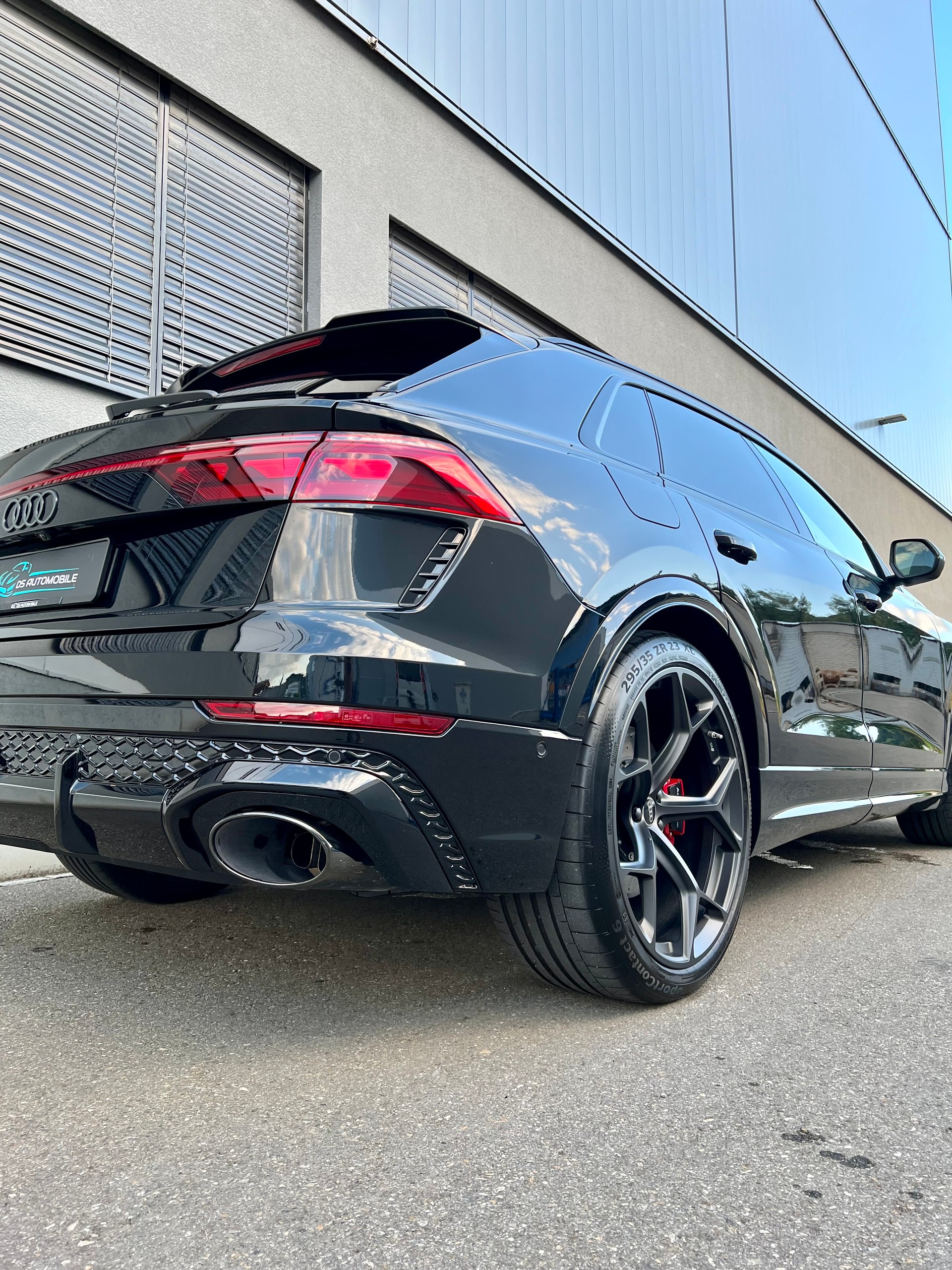 AUDI RSQ8 performance quattro-image-22