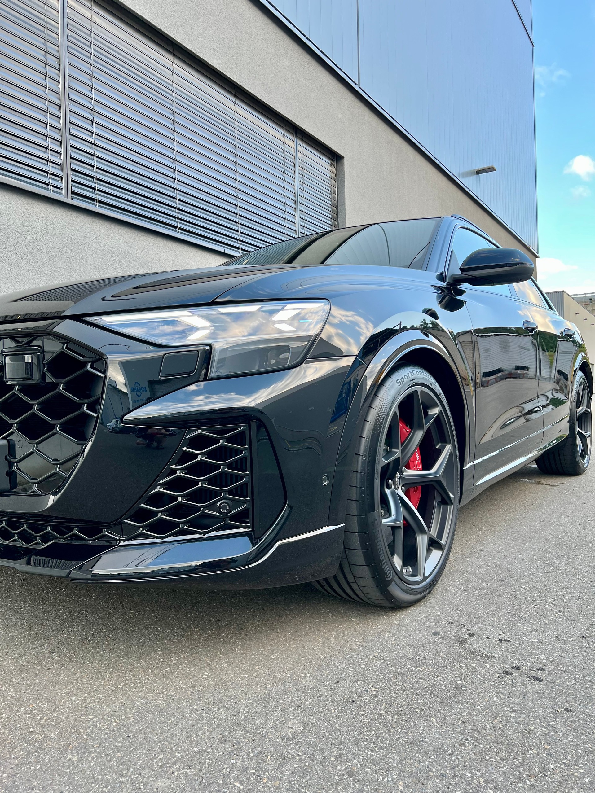 AUDI RSQ8 performance quattro-image-19