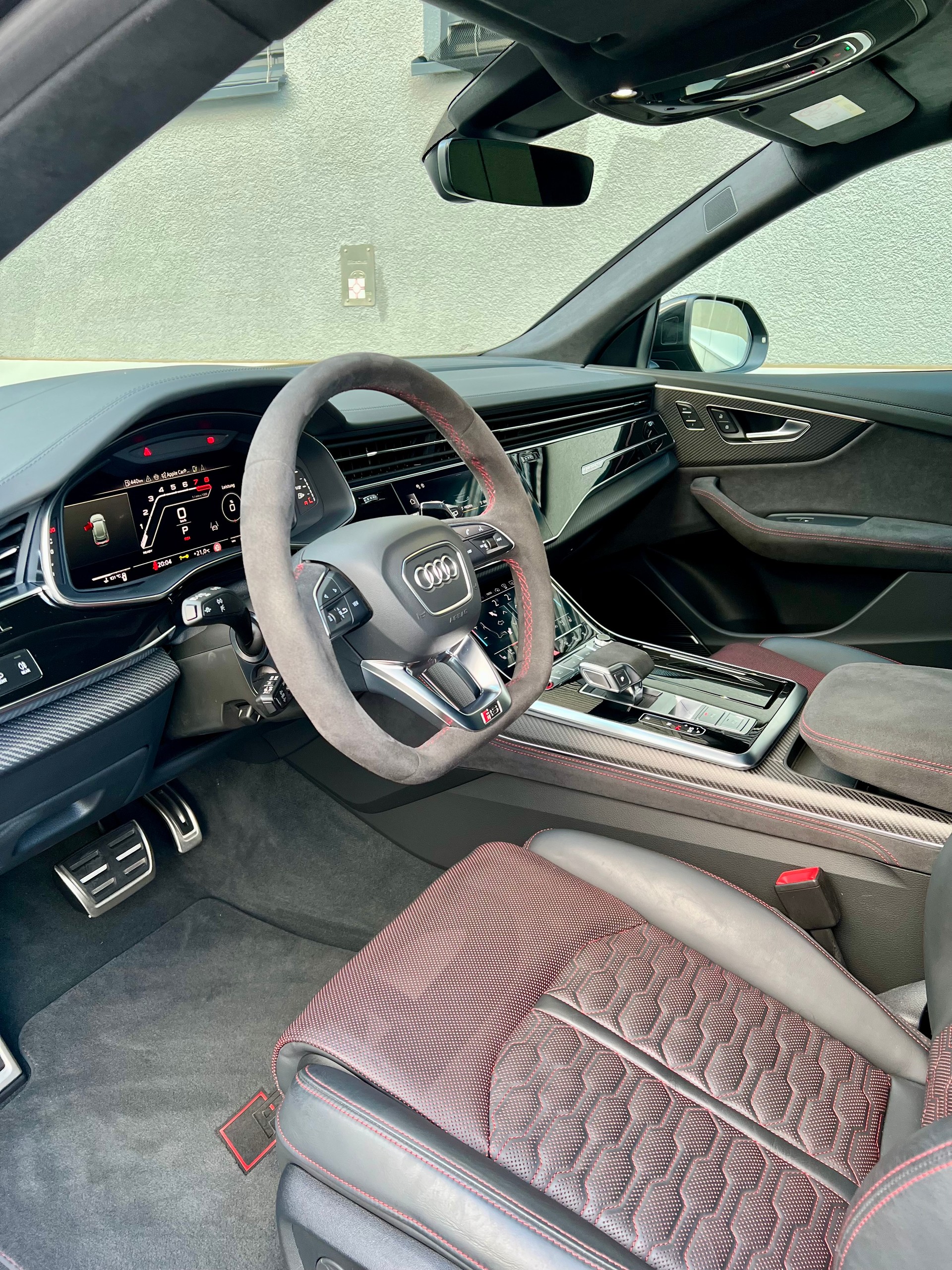 AUDI RSQ8 performance quattro-image-10