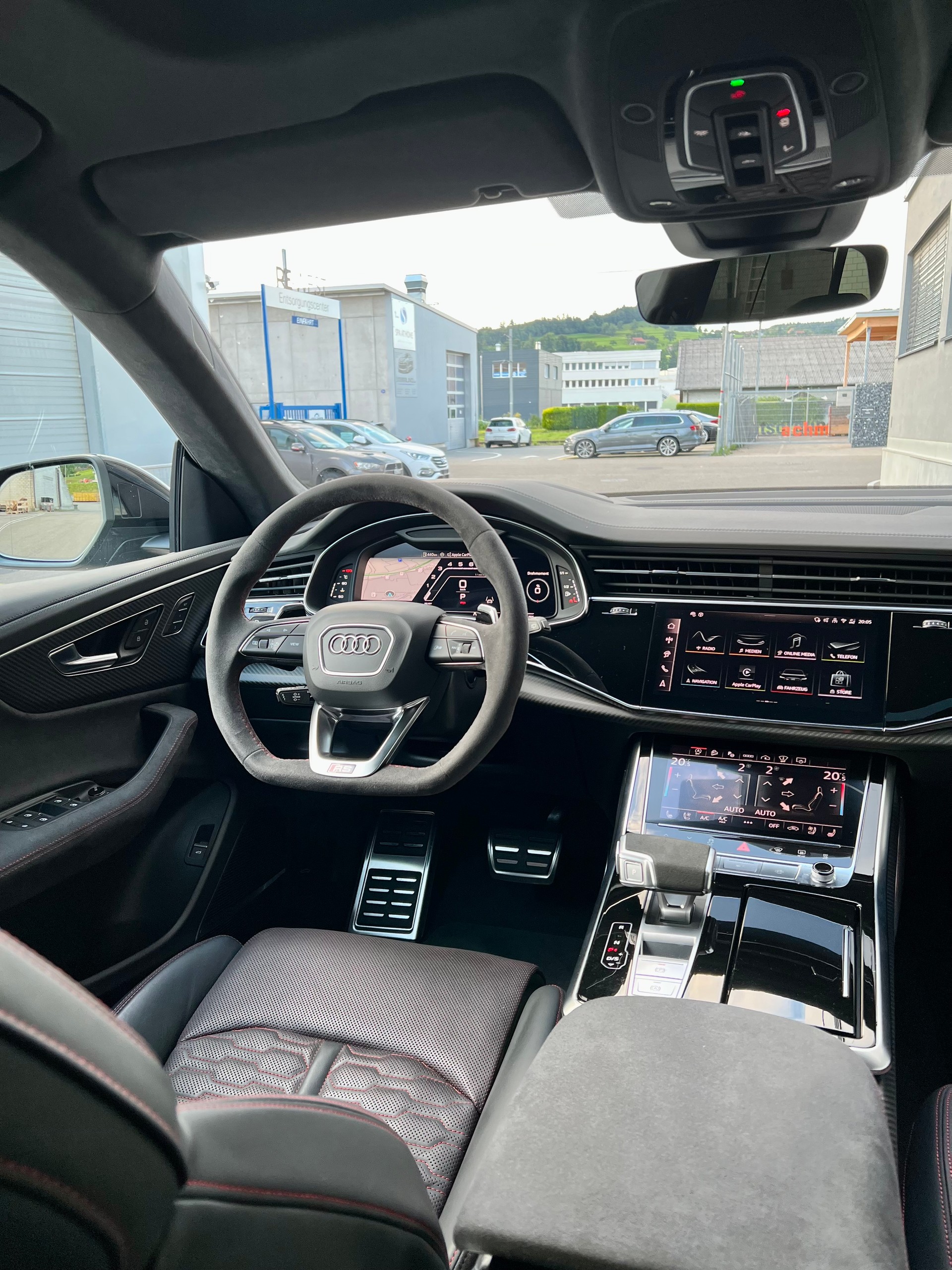 AUDI RSQ8 performance quattro-image-15