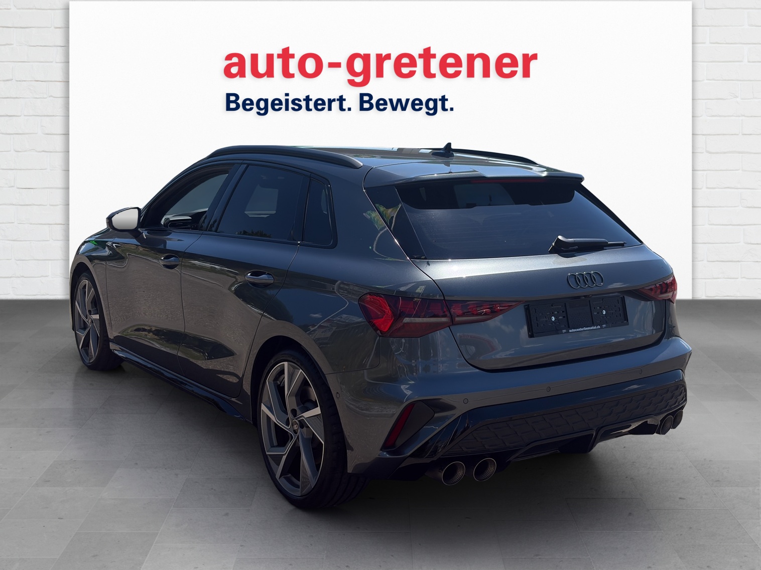 AUDI S3 Sportback 2.0 TFSI quattro S-Tronic-showroom-element-1