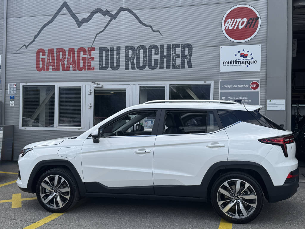 JAC e-JS4 Electric-showroom-element-2
