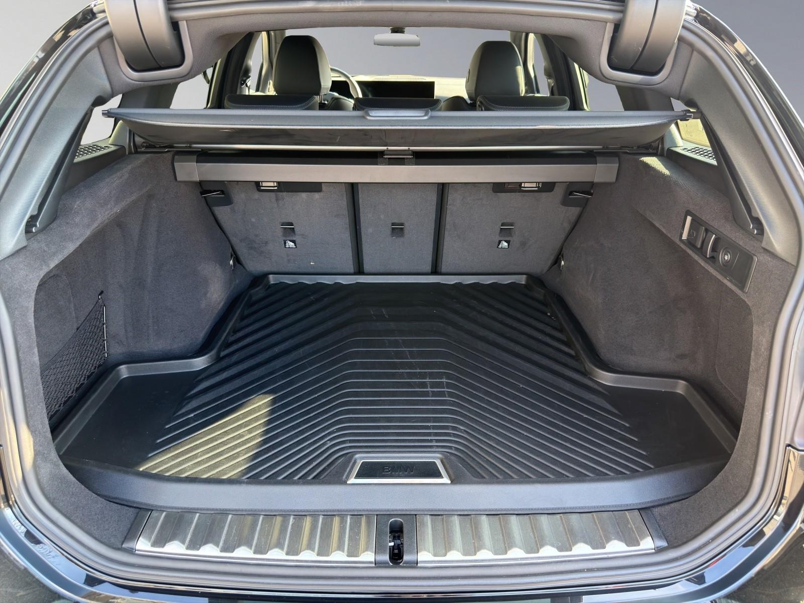 BMW M340d xDrive Touring-image-11
