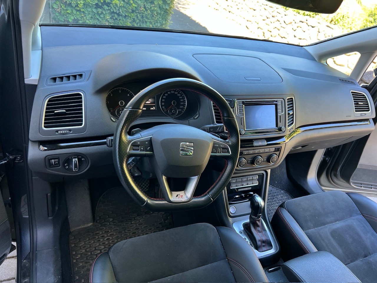 SEAT 2.0 TDI 177 Sw. FR 4x4 DSG S/S-image-4
