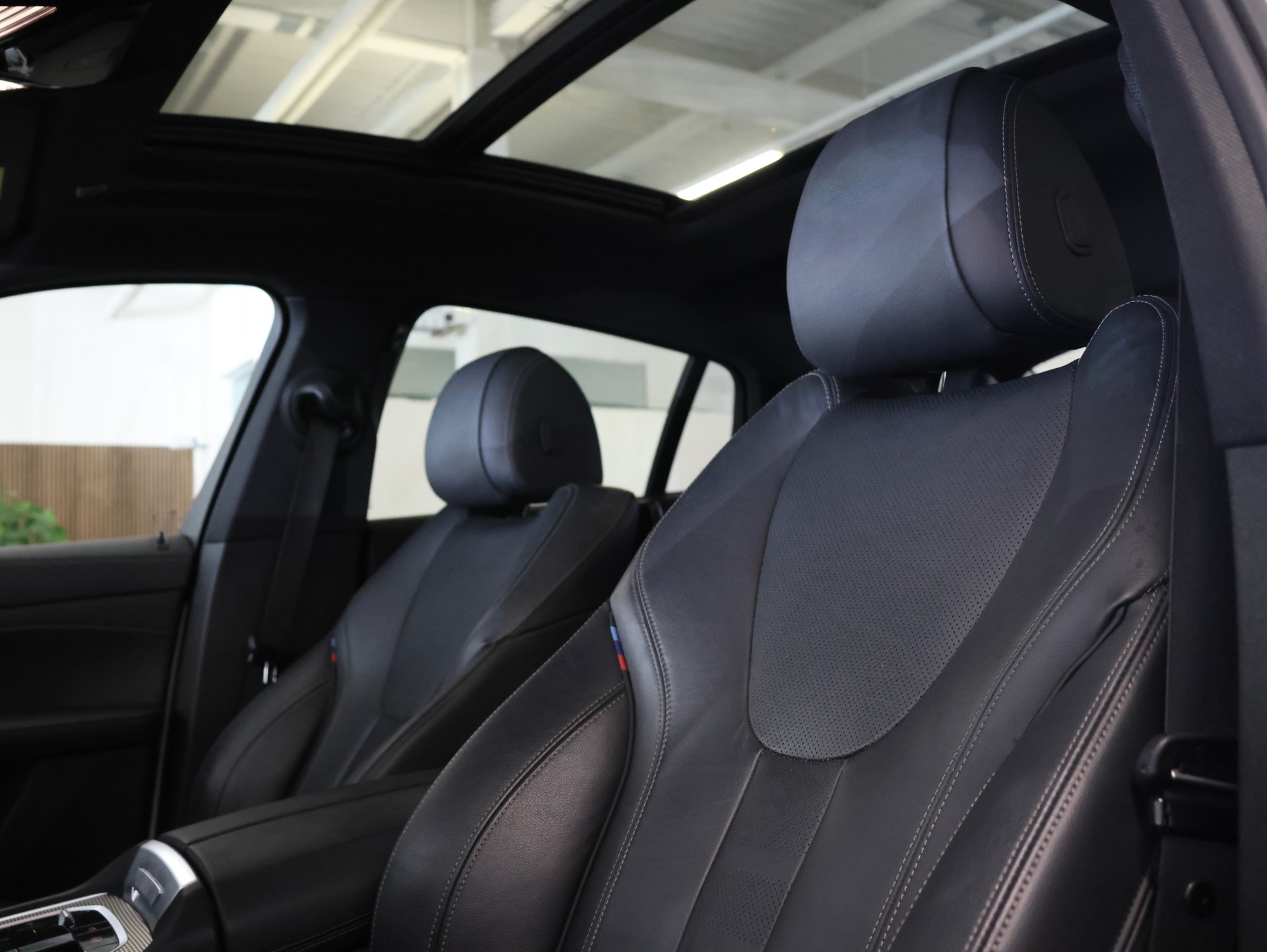BMW X6 xDrive 30d Steptronic *Panoramadach* *360 Kamera* *Harman Kardon*-image-11