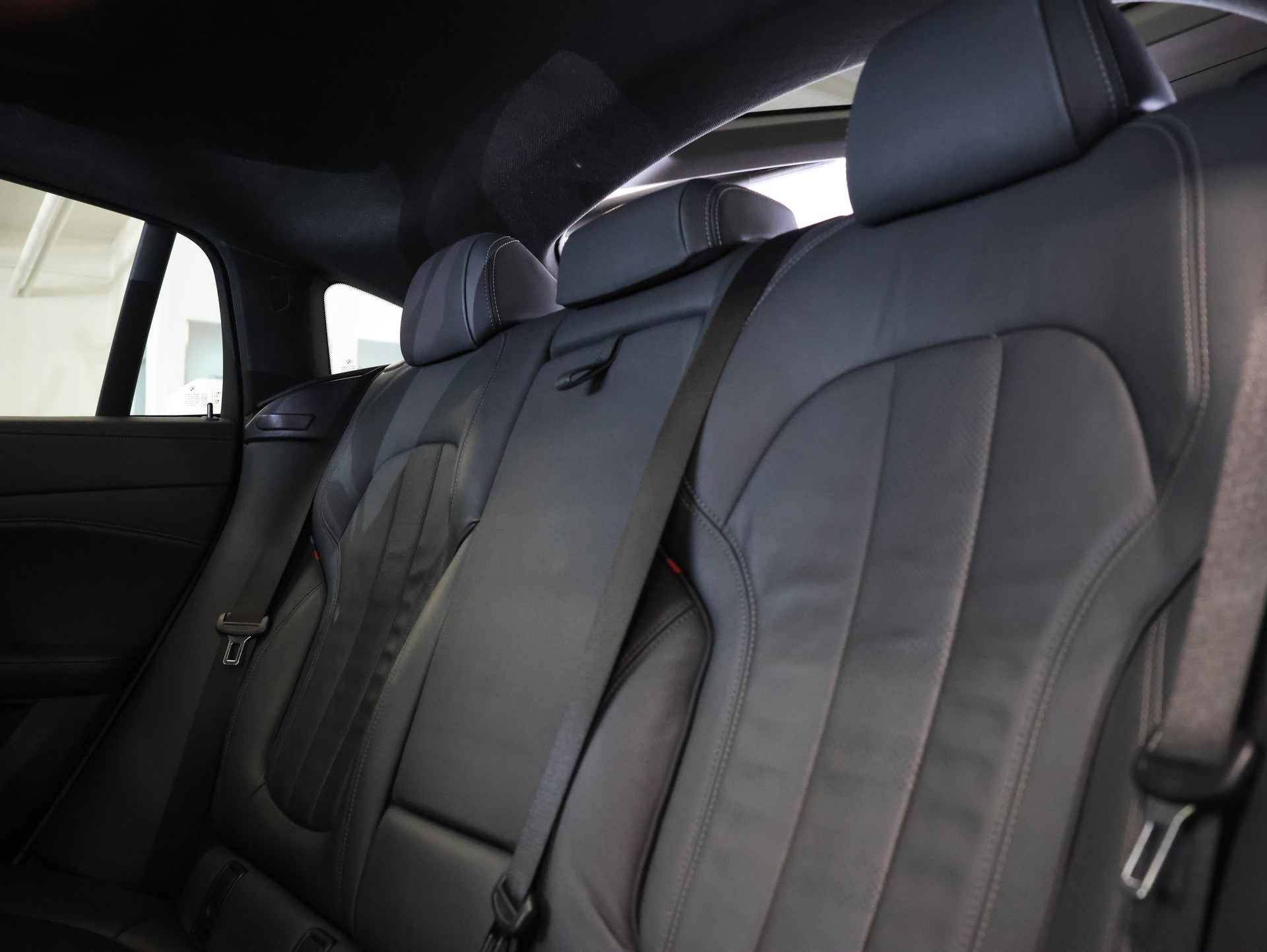 BMW X6 xDrive 30d Steptronic *Panoramadach* *360 Kamera* *Harman Kardon*-image-26