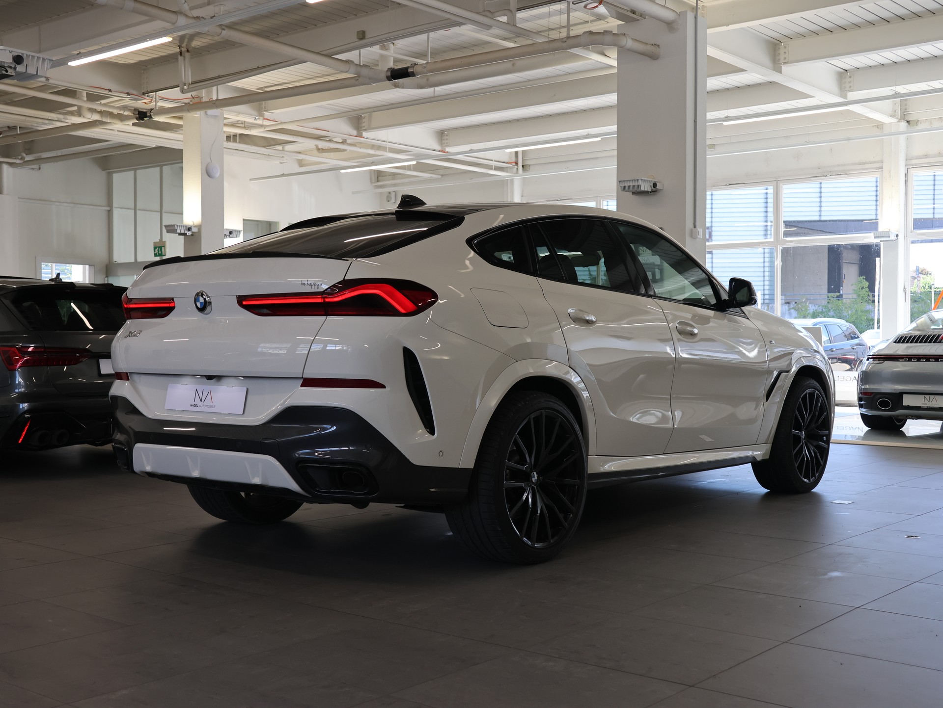BMW X6 xDrive 30d Steptronic *Panoramadach* *360 Kamera* *Harman Kardon*-image-5