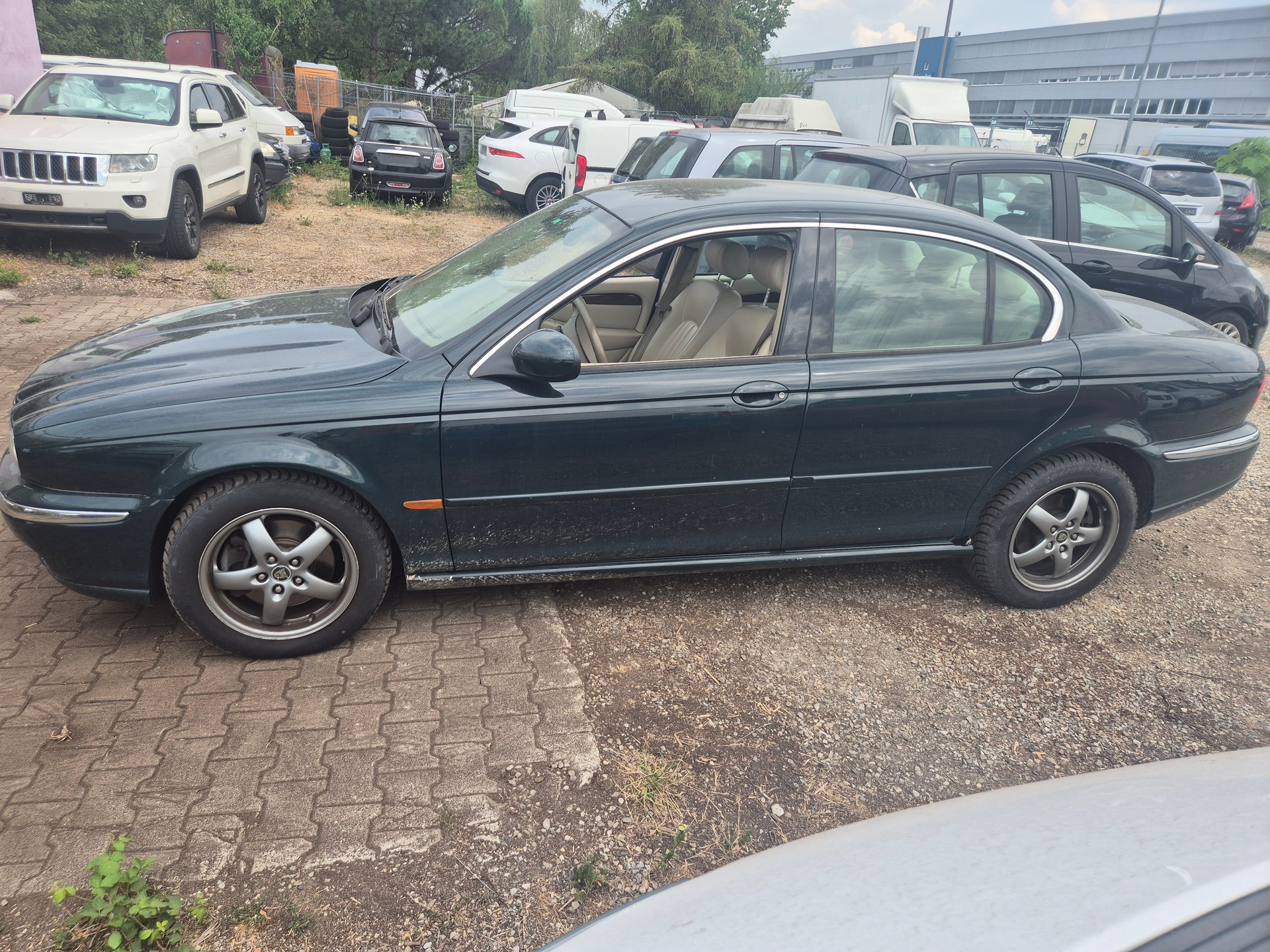JAGUAR X-TYPE-image-7
