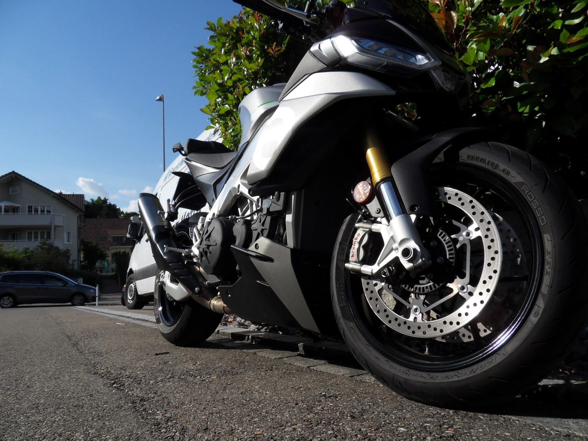 APRILIA Tuono V4 1100-image-9