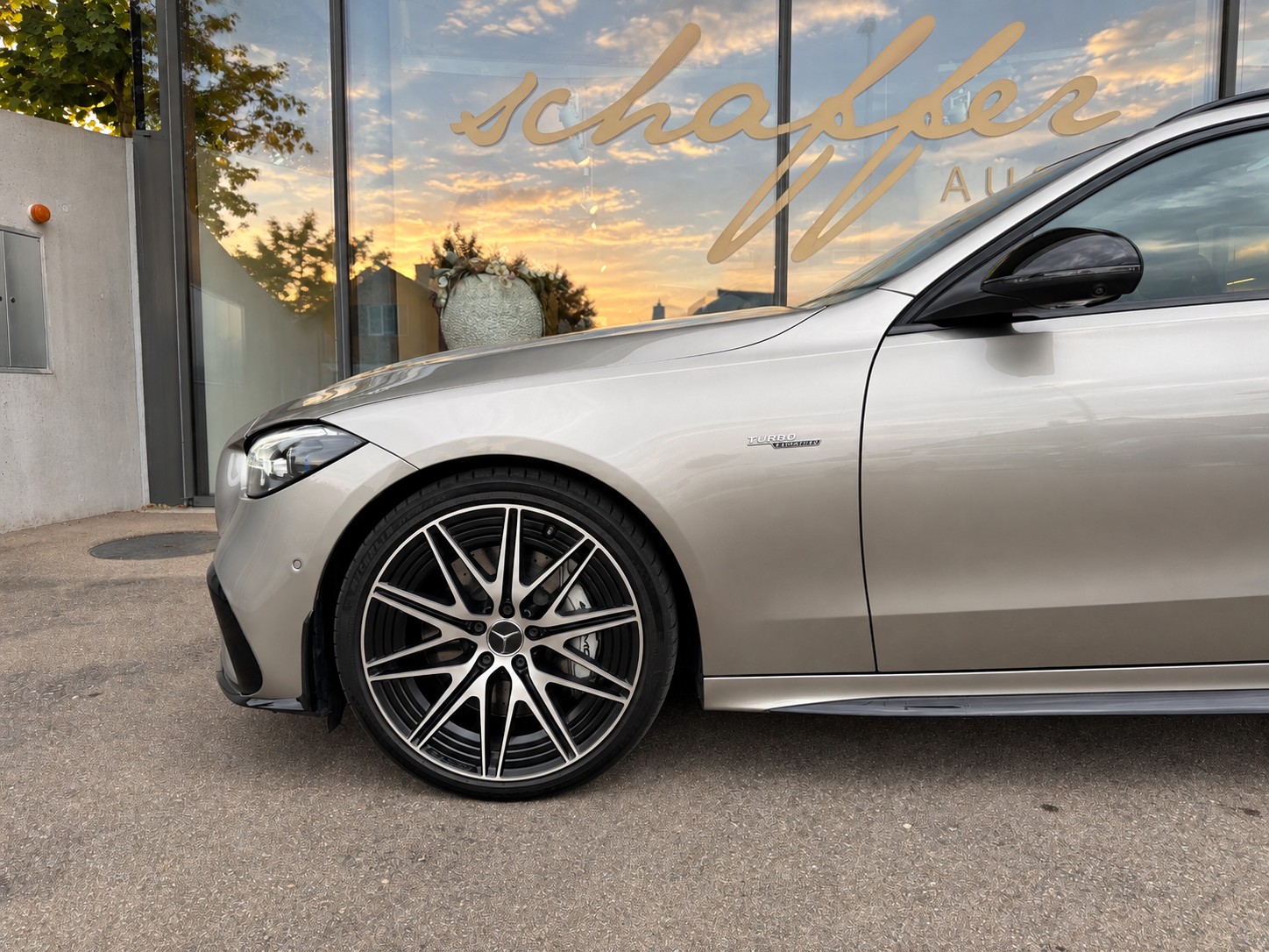 MERCEDES-BENZ C 43 T AMG 4Matic-image-5