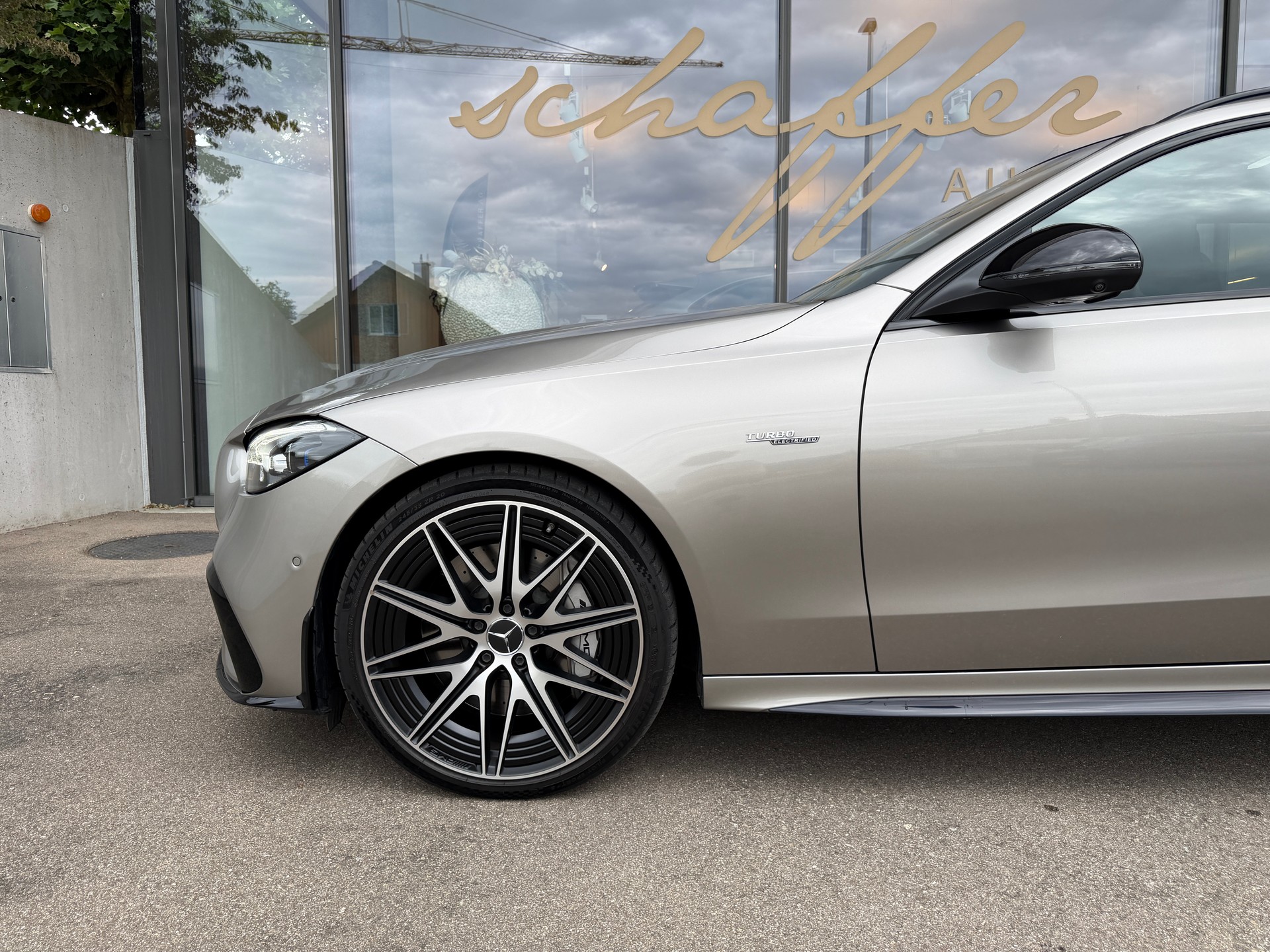 MERCEDES-BENZ C 43 T AMG 4Matic-image-4