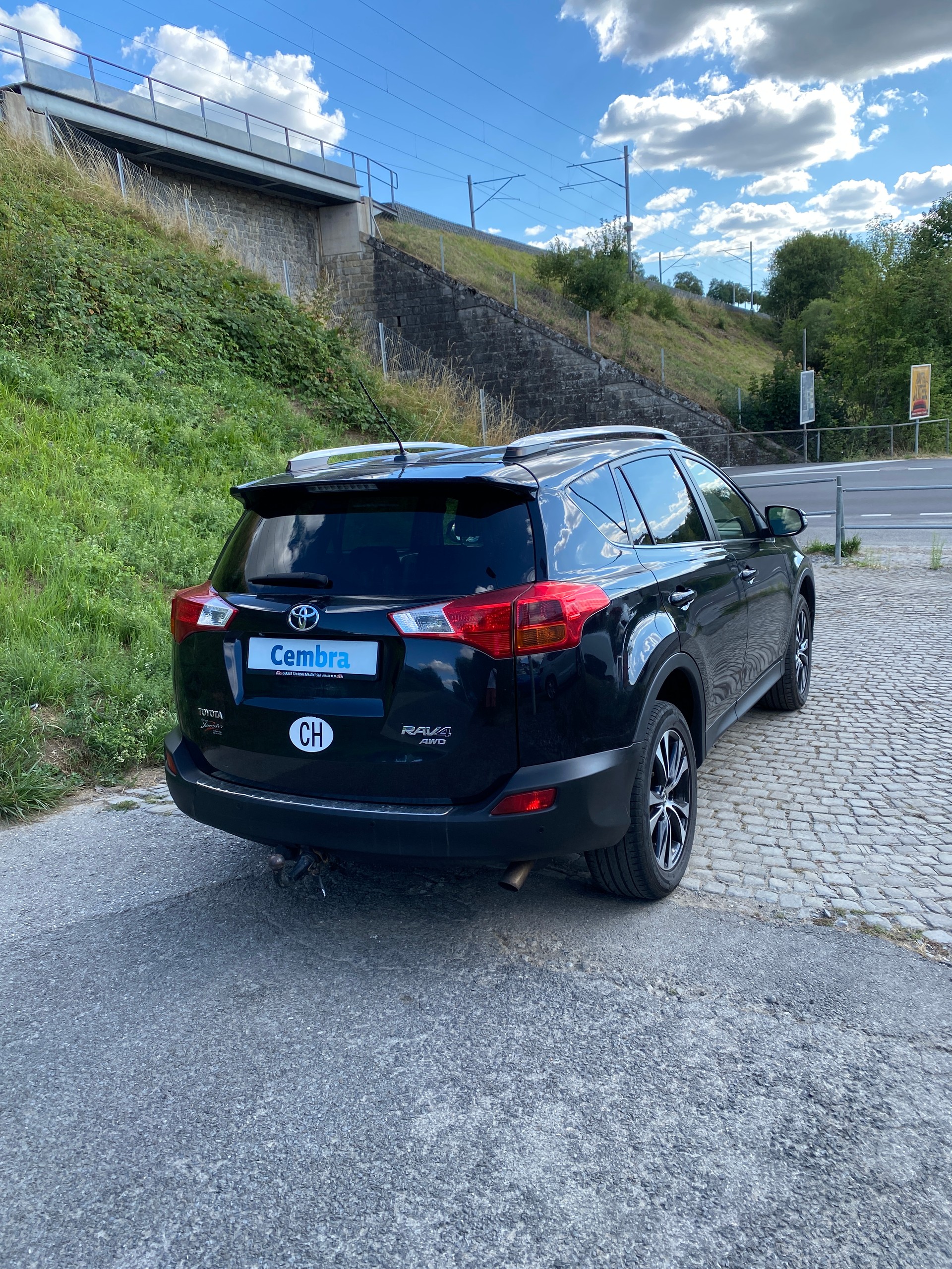 TOYOTA RAV-4 2.0 16V Style Multidrive S-showroom-element-1
