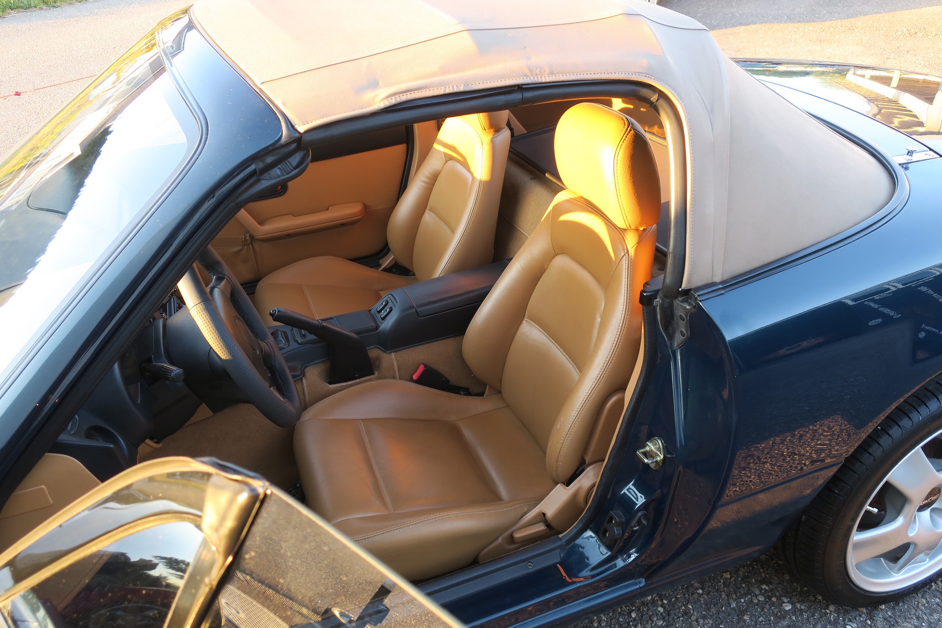 MAZDA MX-5-image-1