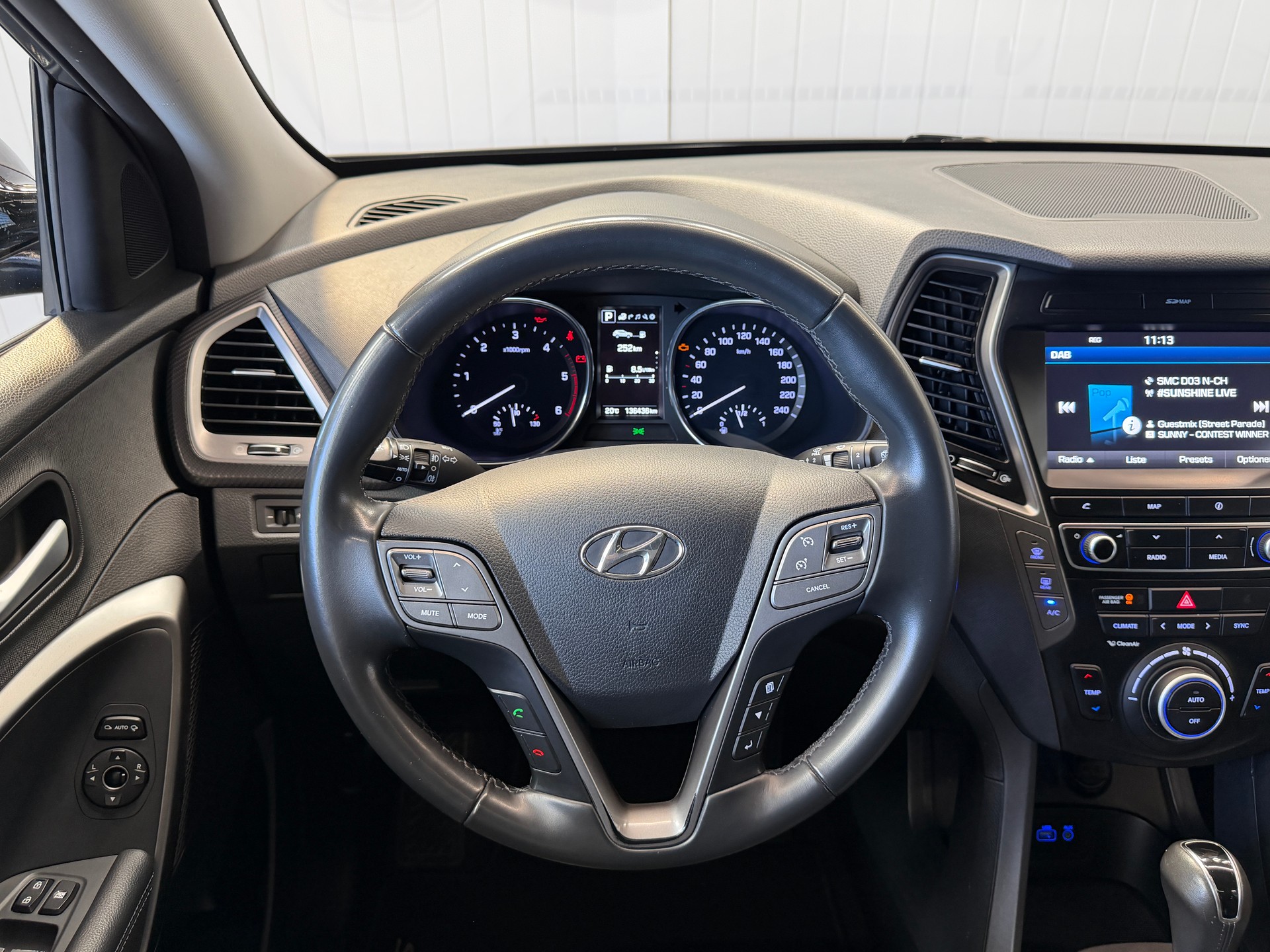 HYUNDAI Santa Fe 2.2 CRDI 4WD Automatic, frisch ab MFK und Service, top gepflegt, 7 Plätze-image-13