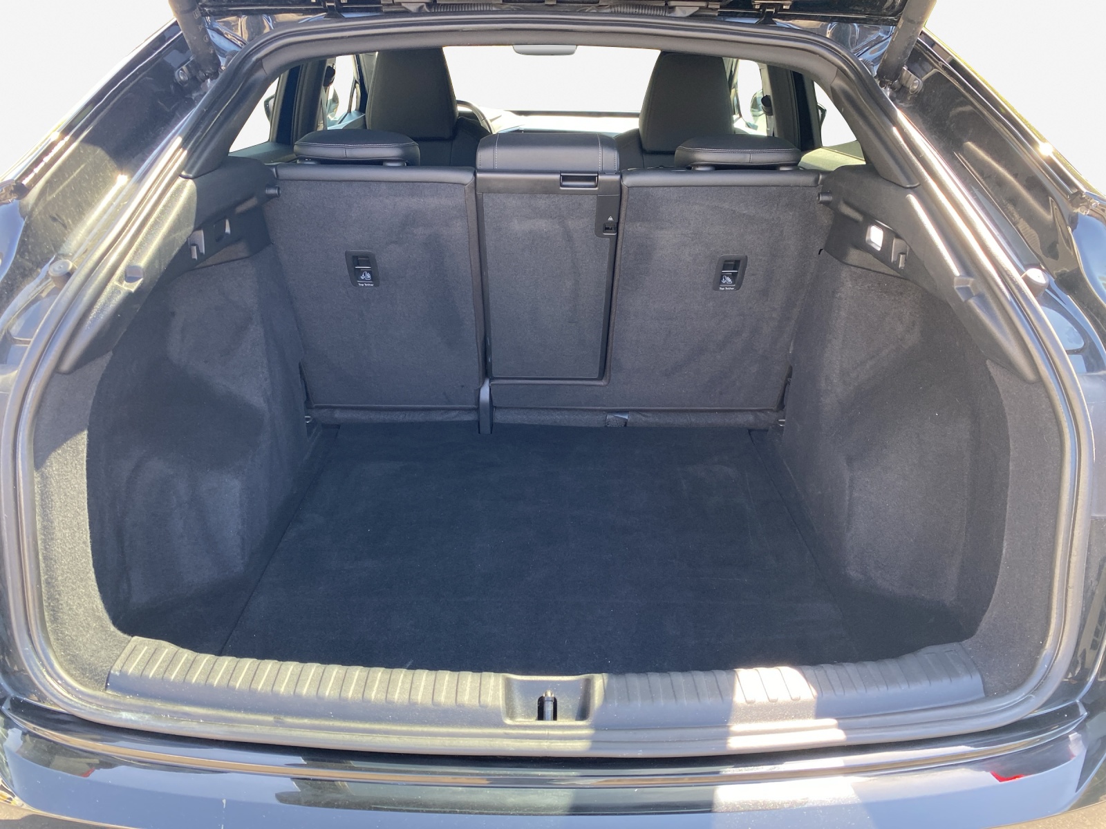 AUDI Q4 Sportback e-tron 50 quattro-image-12