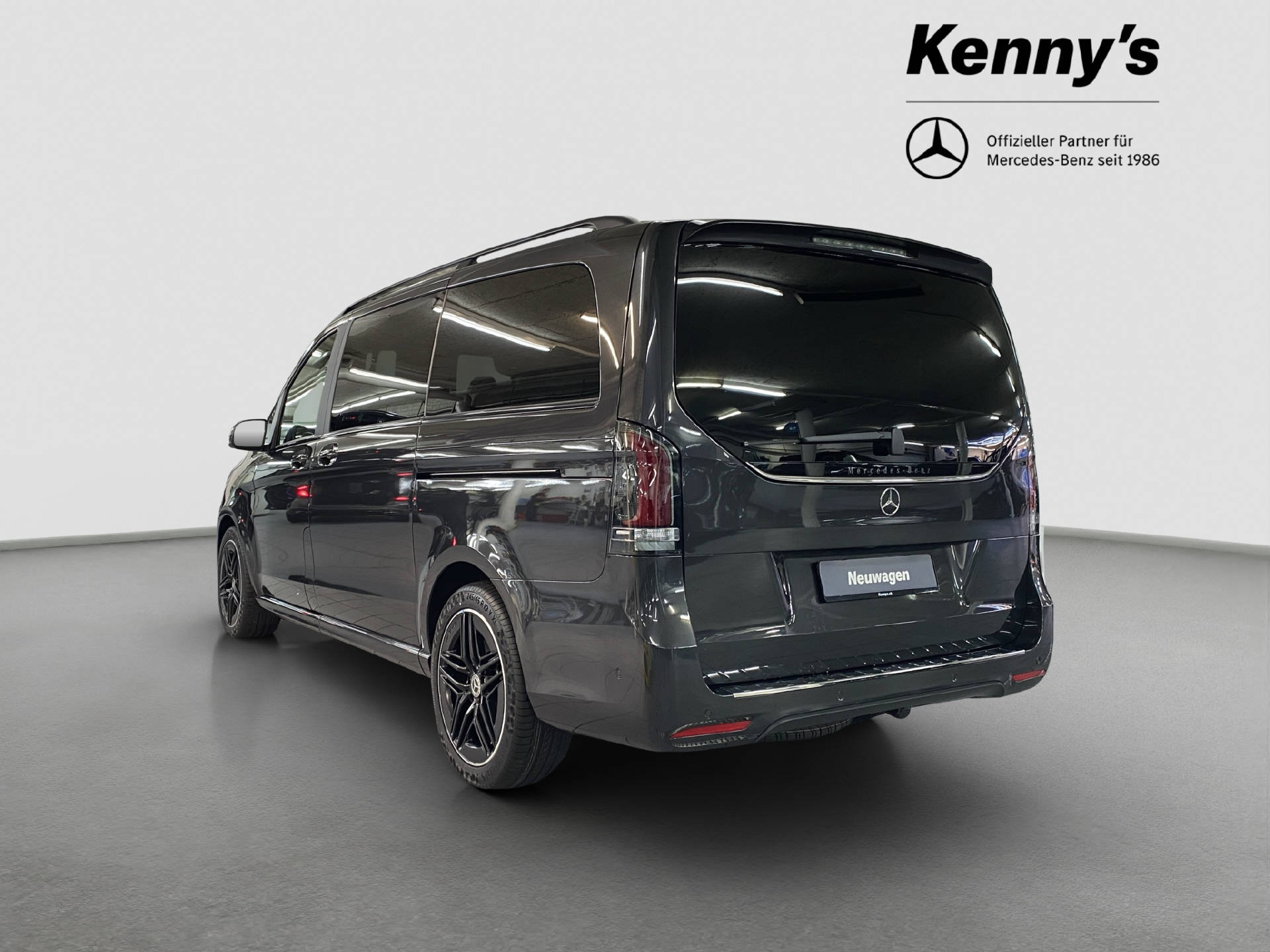 MERCEDES-BENZ V 300 d Exclusive Swiss Edit.-showroom-element-3