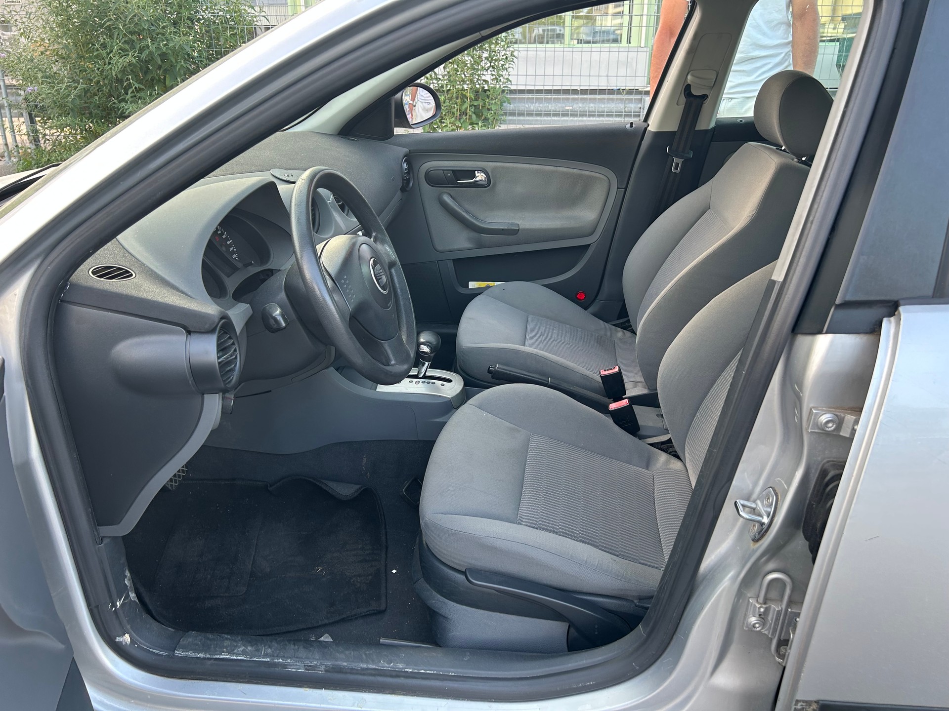 SEAT Ibiza 1.4 16V Signo-image-6